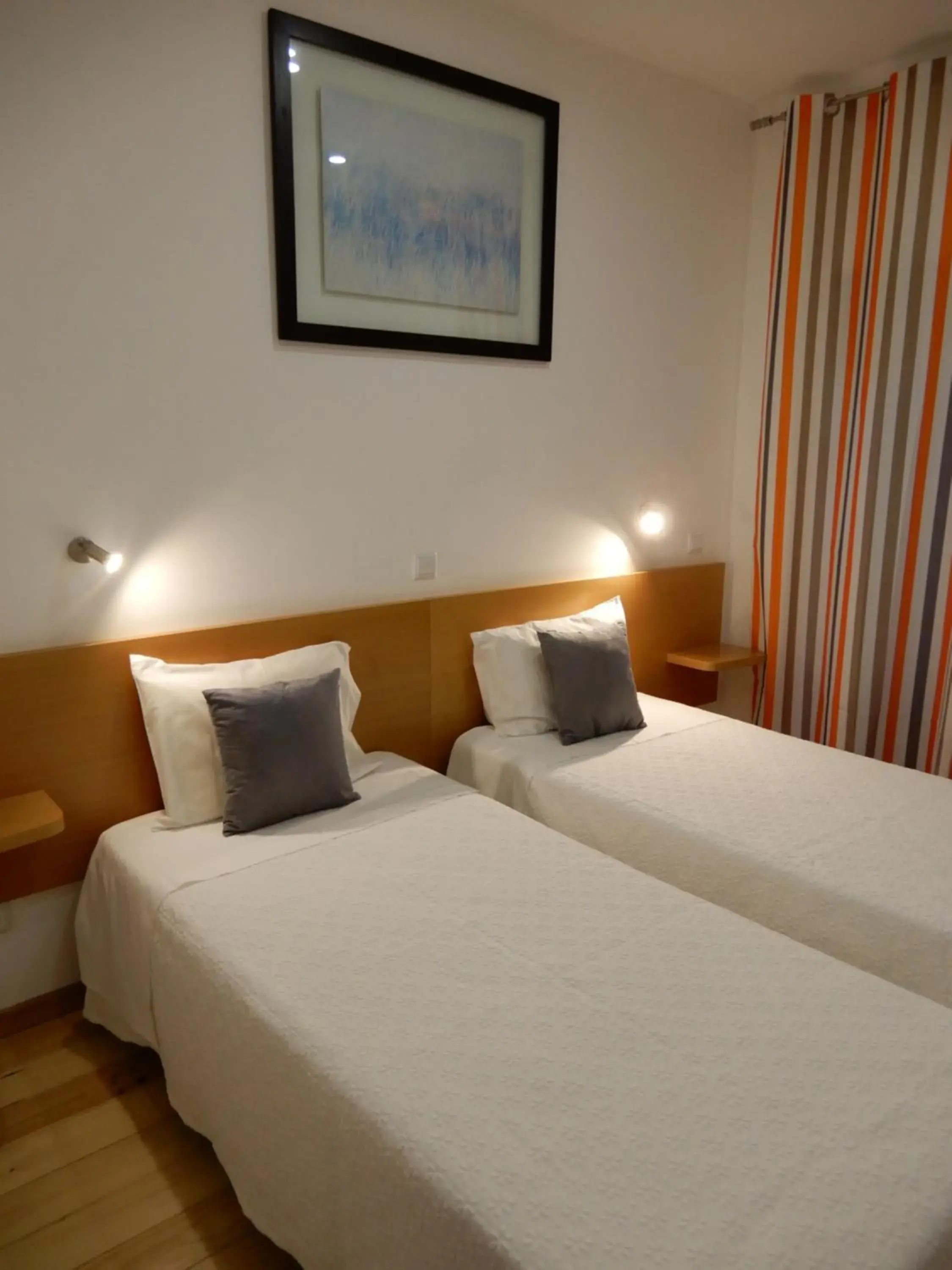 Twin Room with Private Bathroom in Guesthouse Coimbra City Twin Room with Private Bathroom in Guesthouse Coimbra City