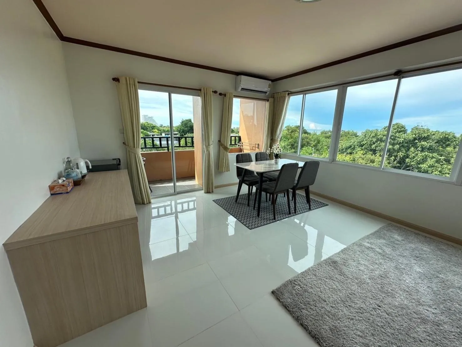 Living room in Thipurai Beach Hotel