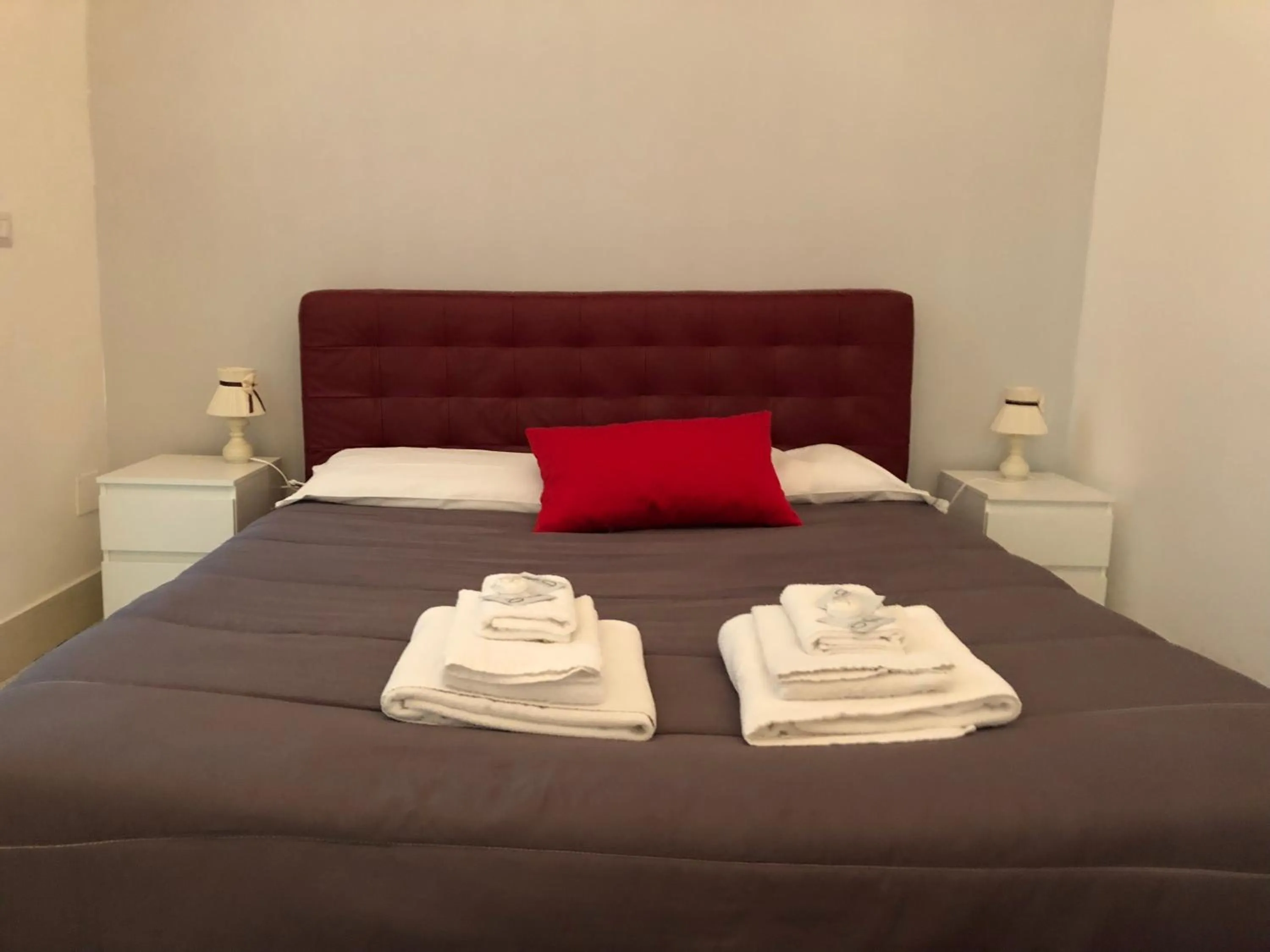 Bed in Almayer al Duomo