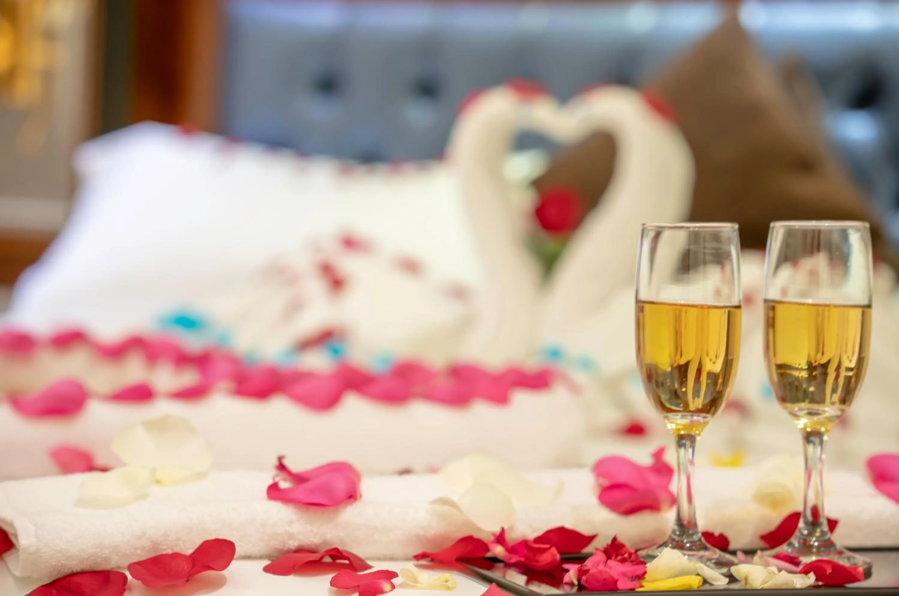 Decorative detail, Bed in Makeen Homes by Warwick Hotel