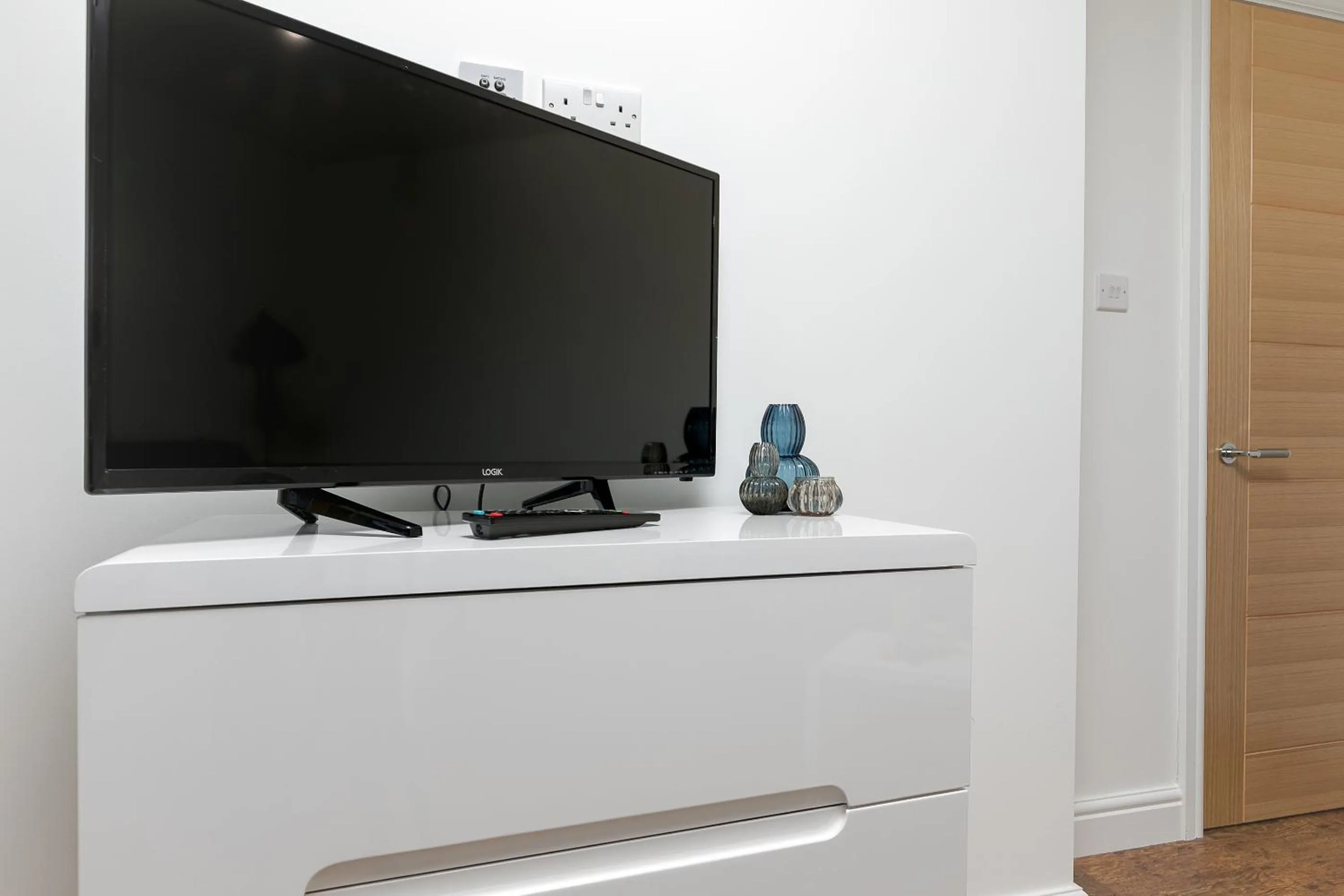 Living room in KVM - City Apartments - Contractors - Town Centre by KVM Stays