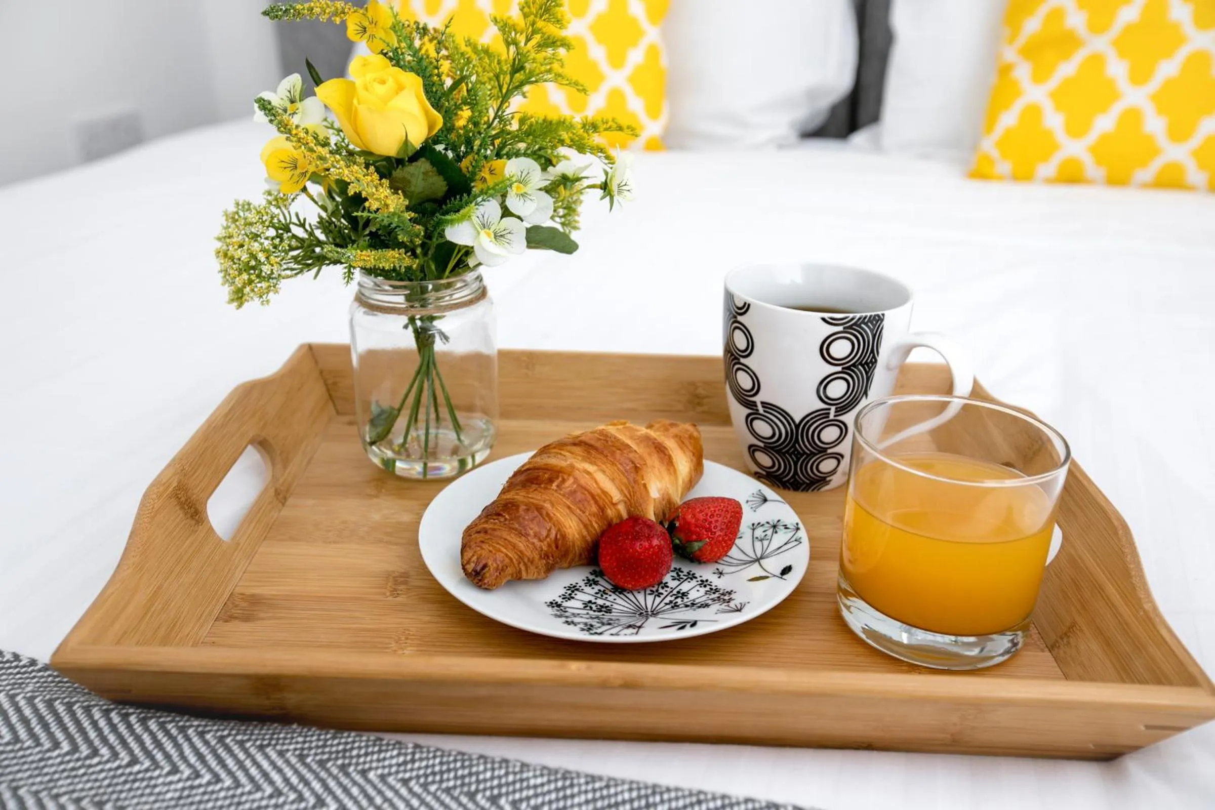 Bedroom in KVM - City Apartments - Contractors - Town Centre by KVM Stays