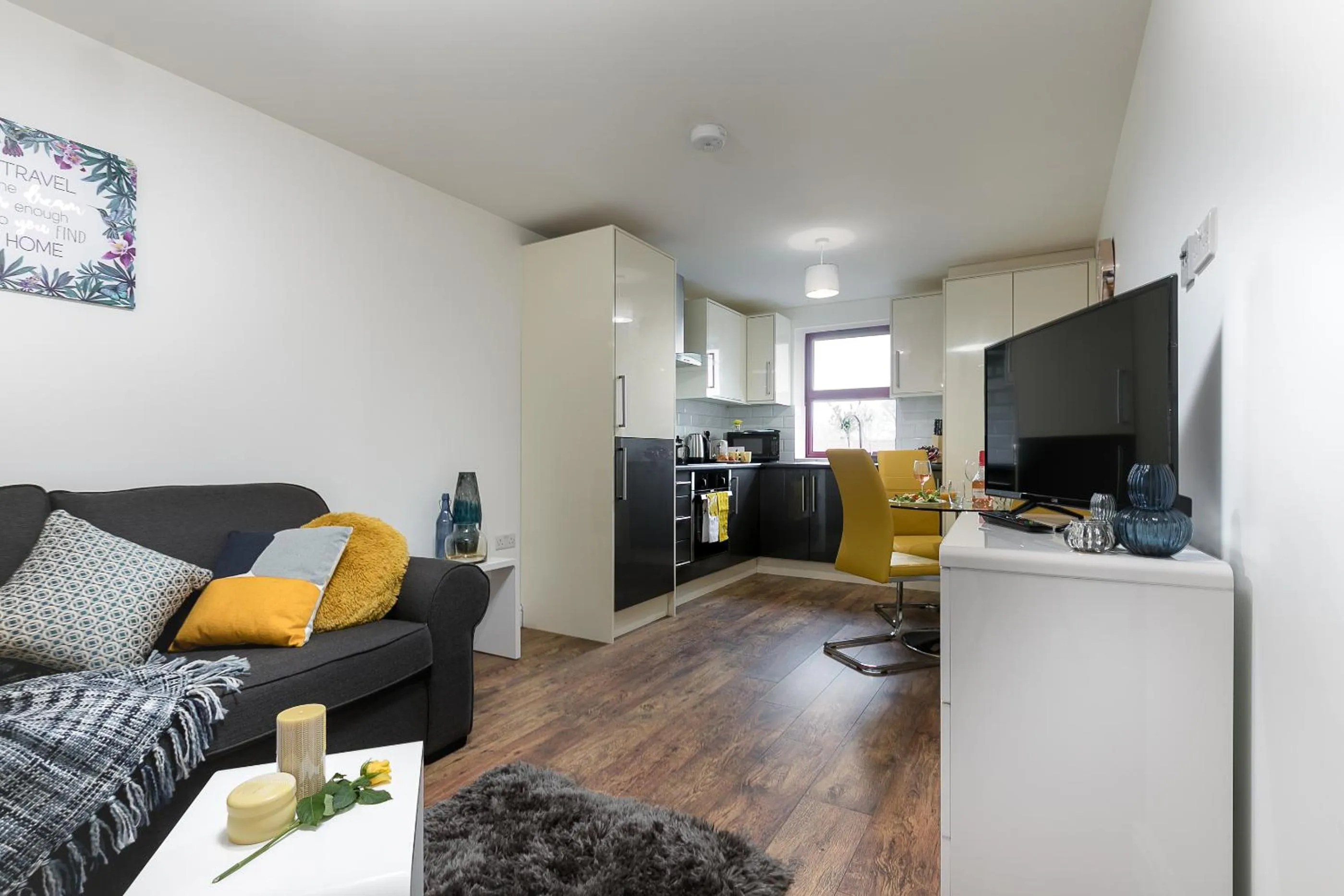 Living room in KVM - City Apartments - Contractors - Town Centre by KVM Stays