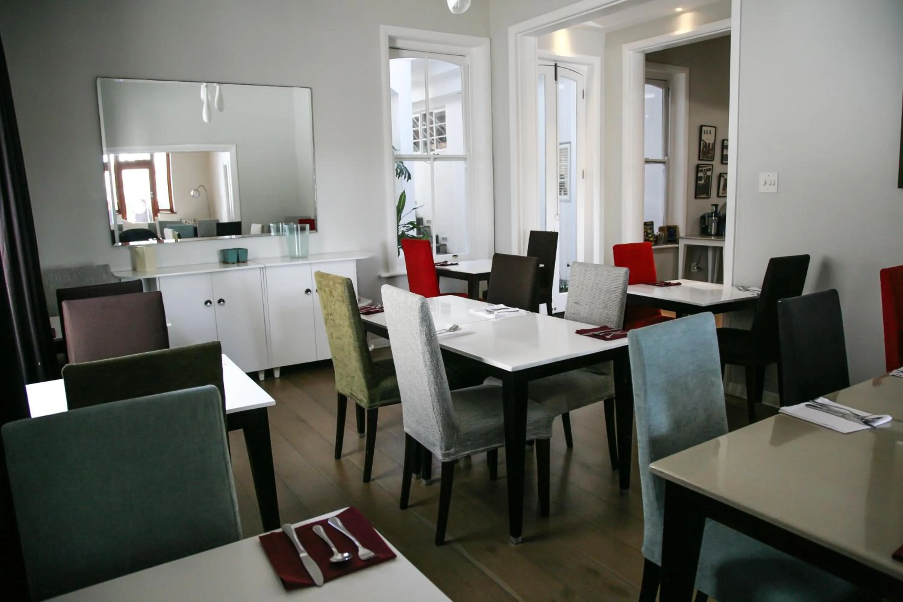 Restaurant/places to eat in Head South Lodge