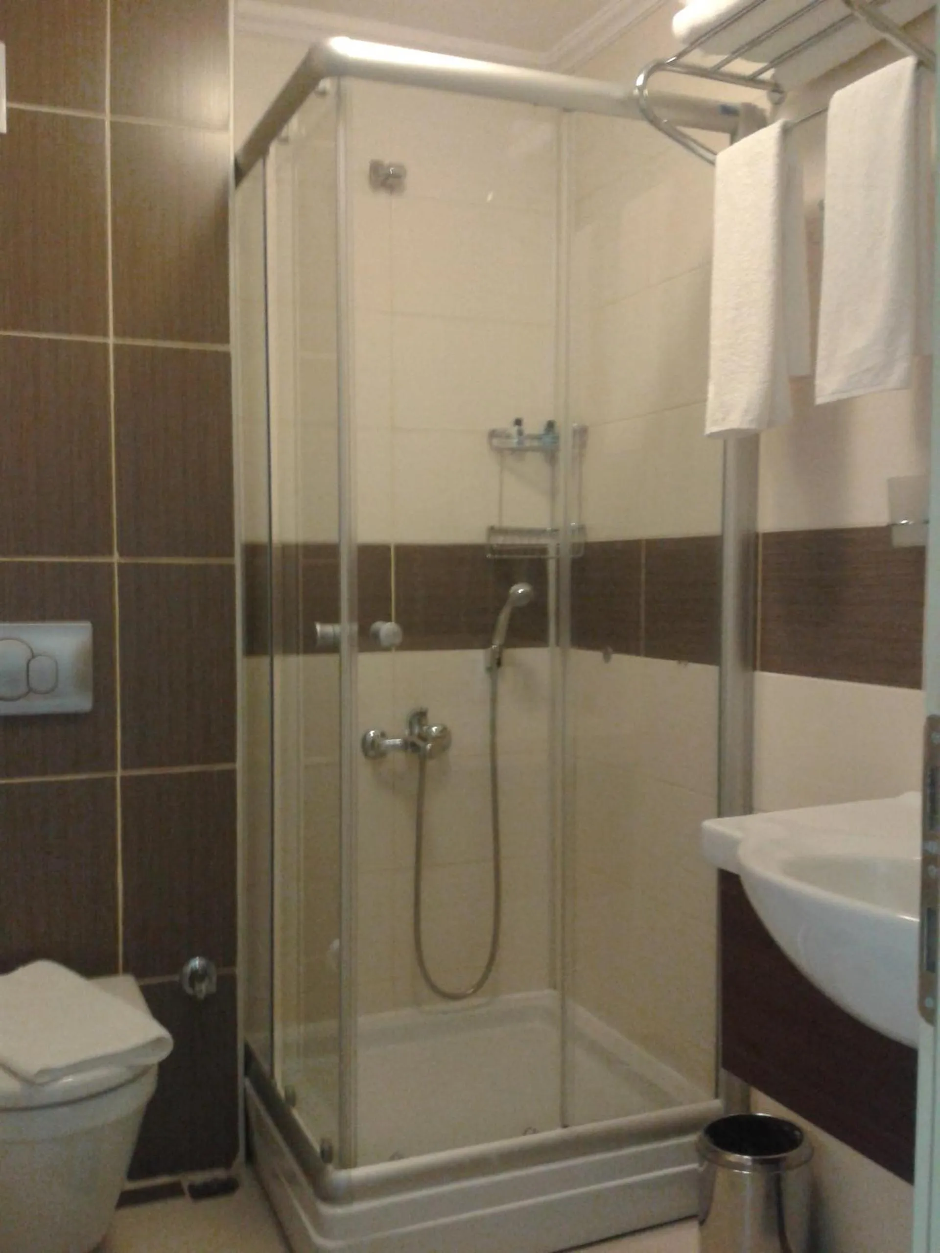 Shower in Kaunos Hotel