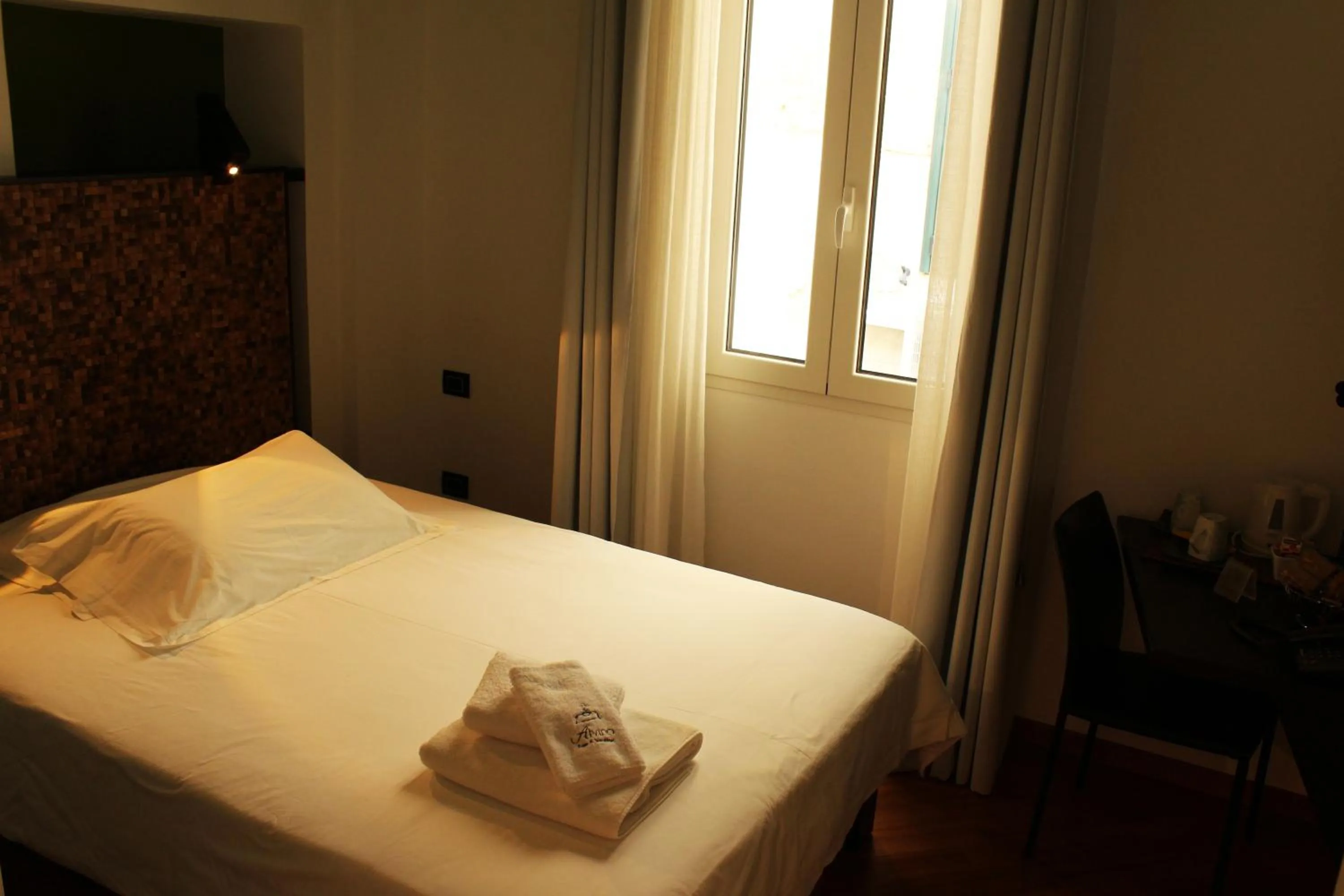 Photo of the whole room, Bed in Alvino Suite And Breakfast