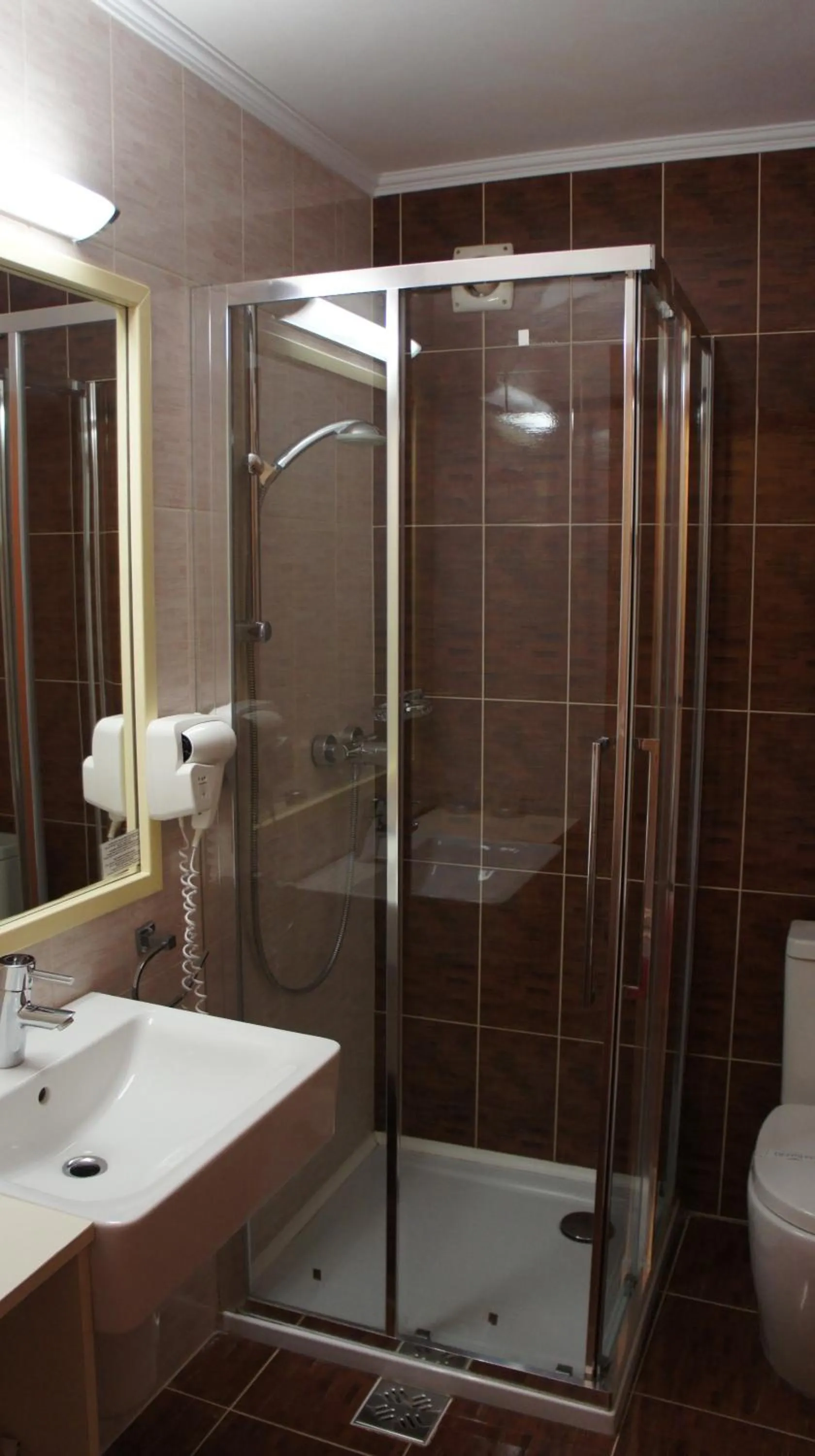 Bathroom in Hotel President