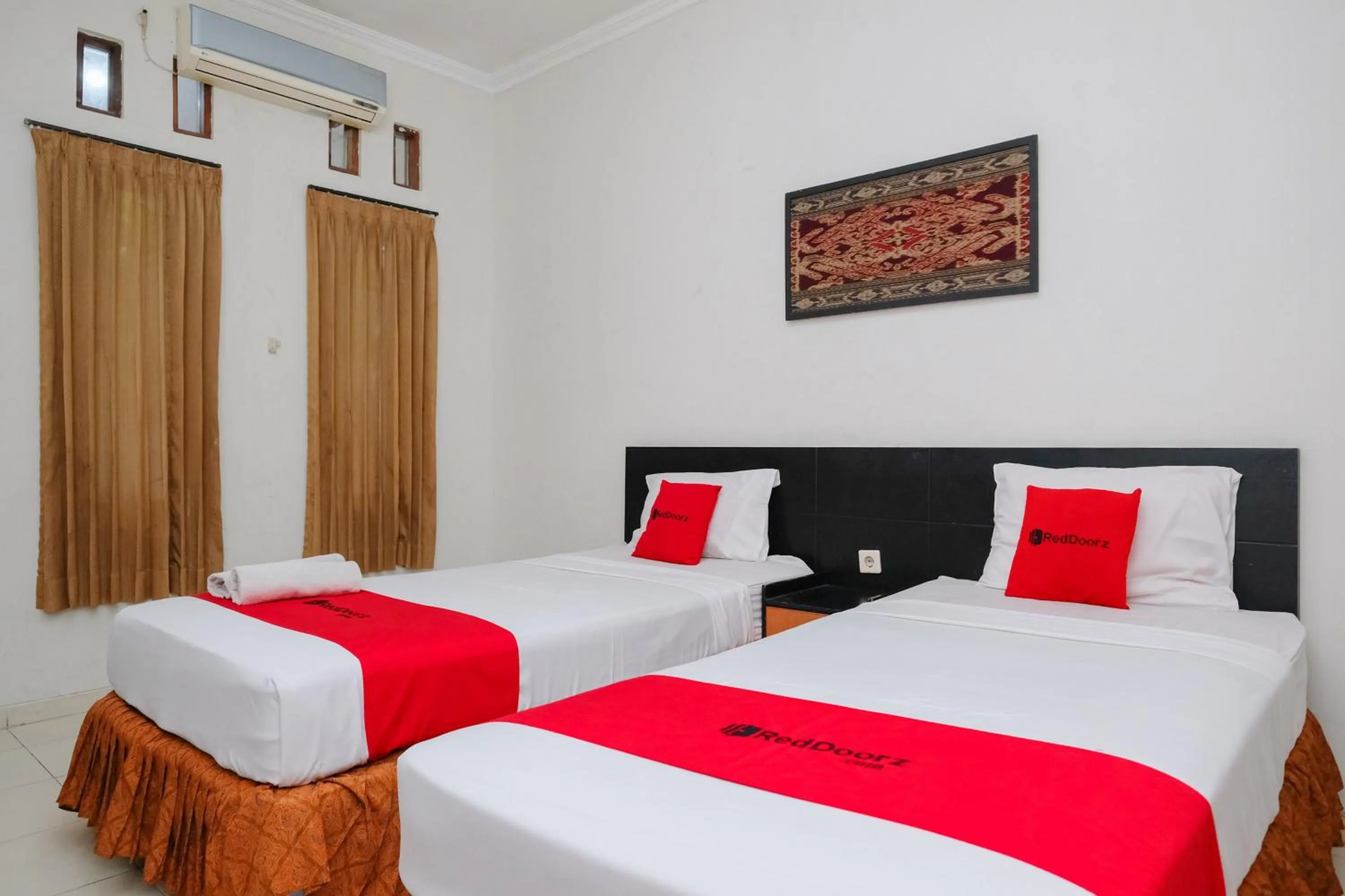 Bedroom, Bed in RedDoorz Plus @ Taman Siswa 2