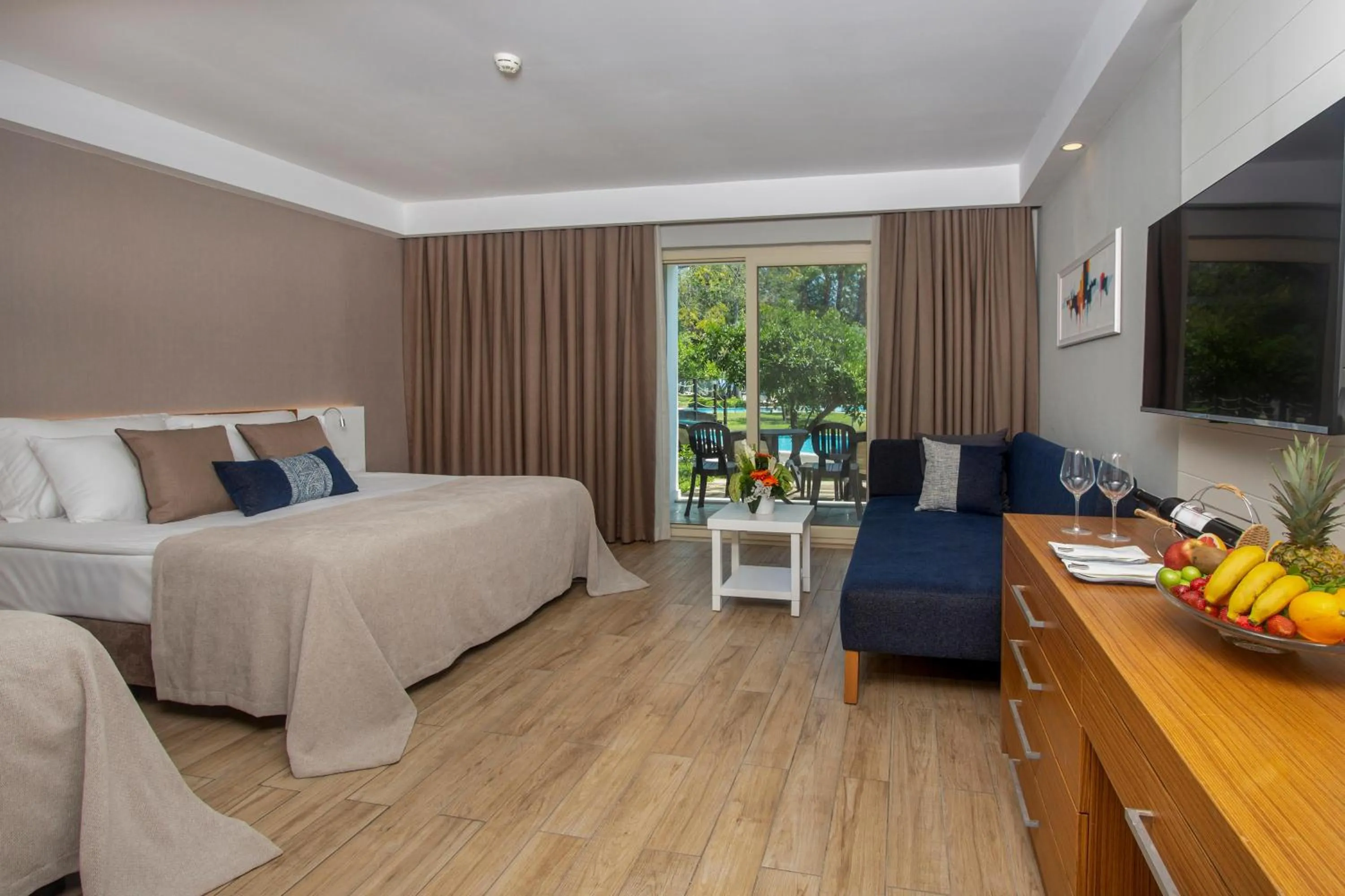 Photo of the whole room, Bed in Sherwood Exclusive Kemer - Kids Concept