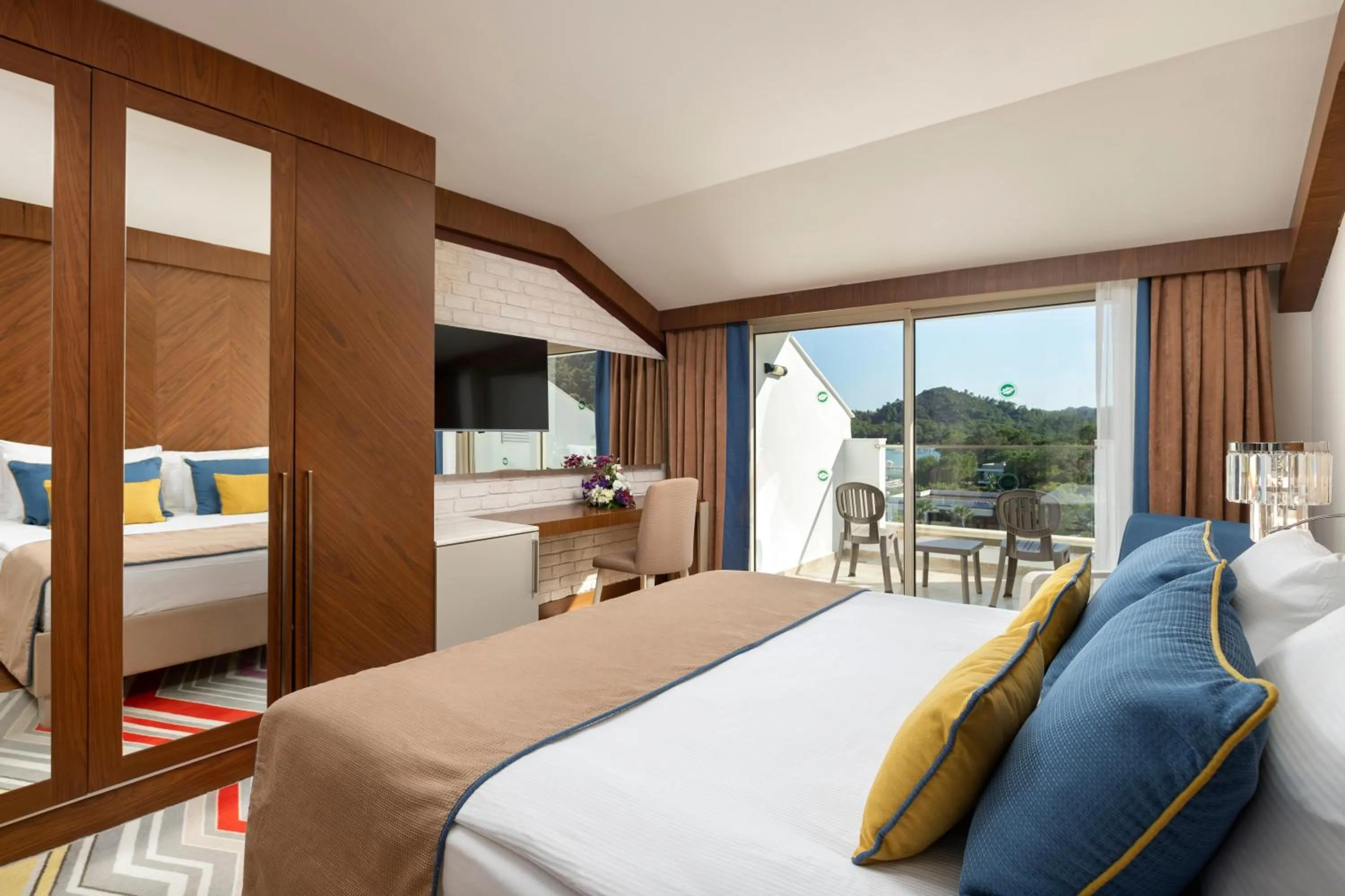 Photo of the whole room, Bed in Sherwood Exclusive Kemer - Kids Concept