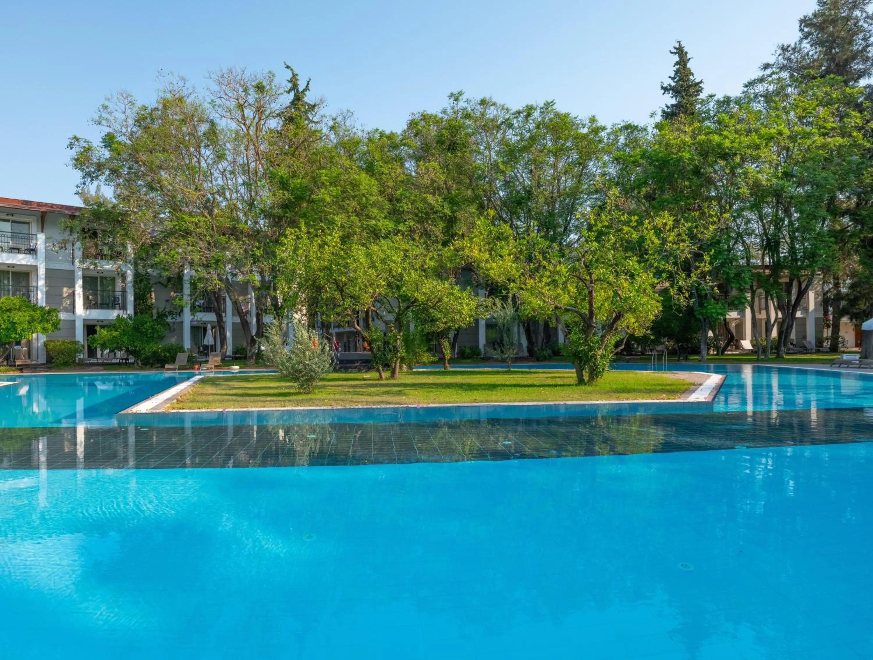 Swimming pool in Sherwood Exclusive Kemer - Kids Concept