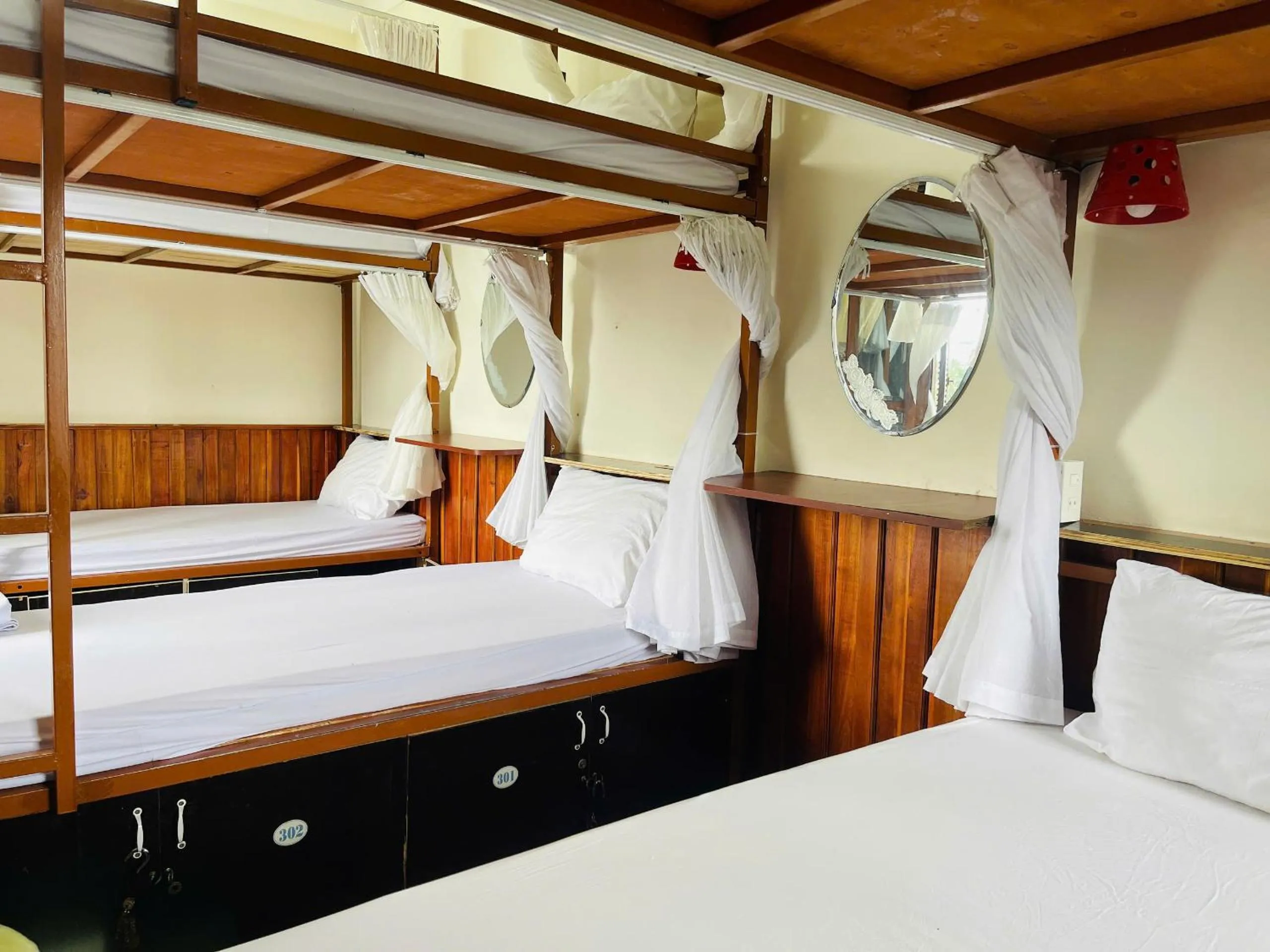 Bed in Nam Phương Riverside Villa