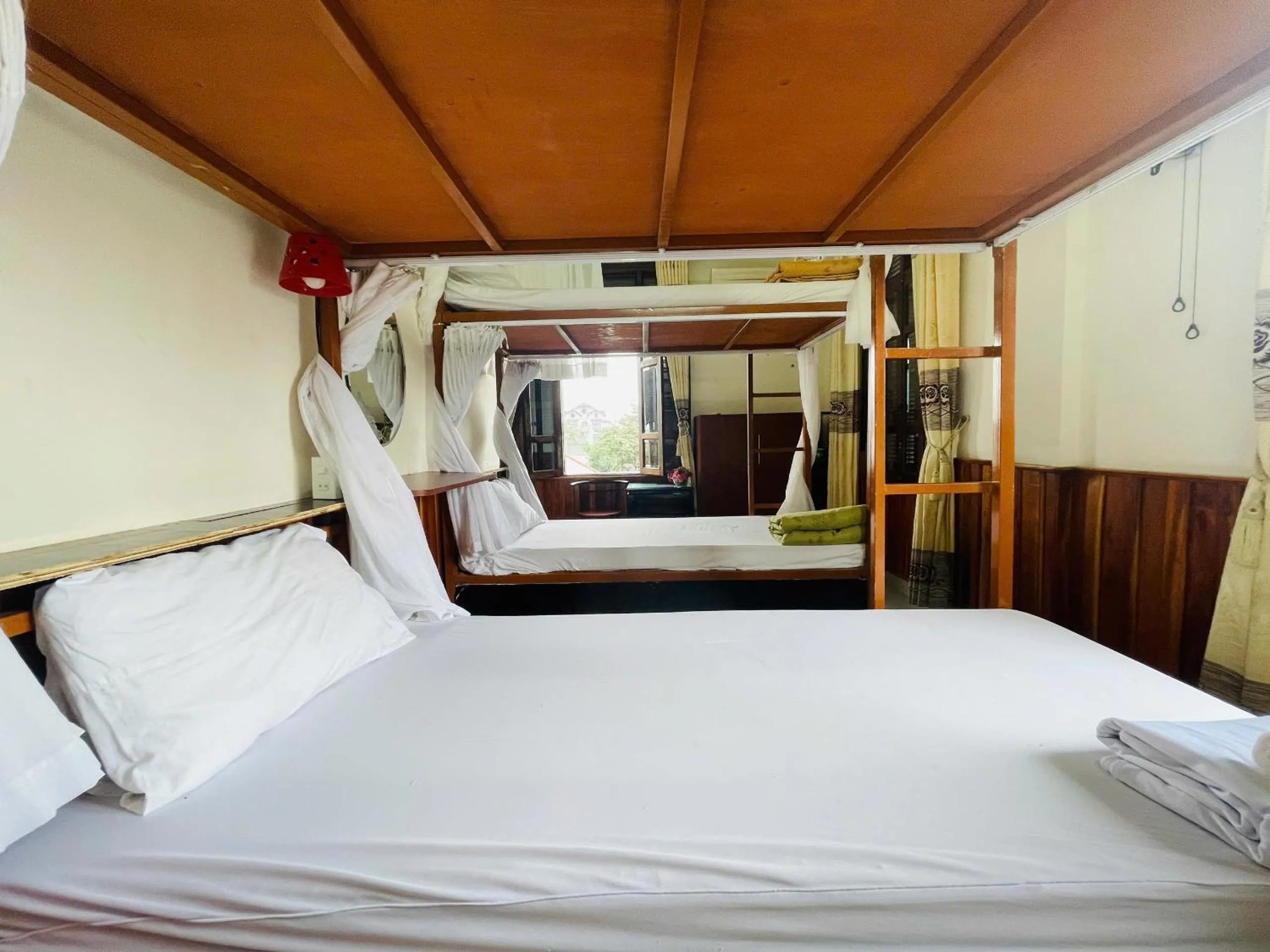 Bed in Nam Phương Riverside Villa