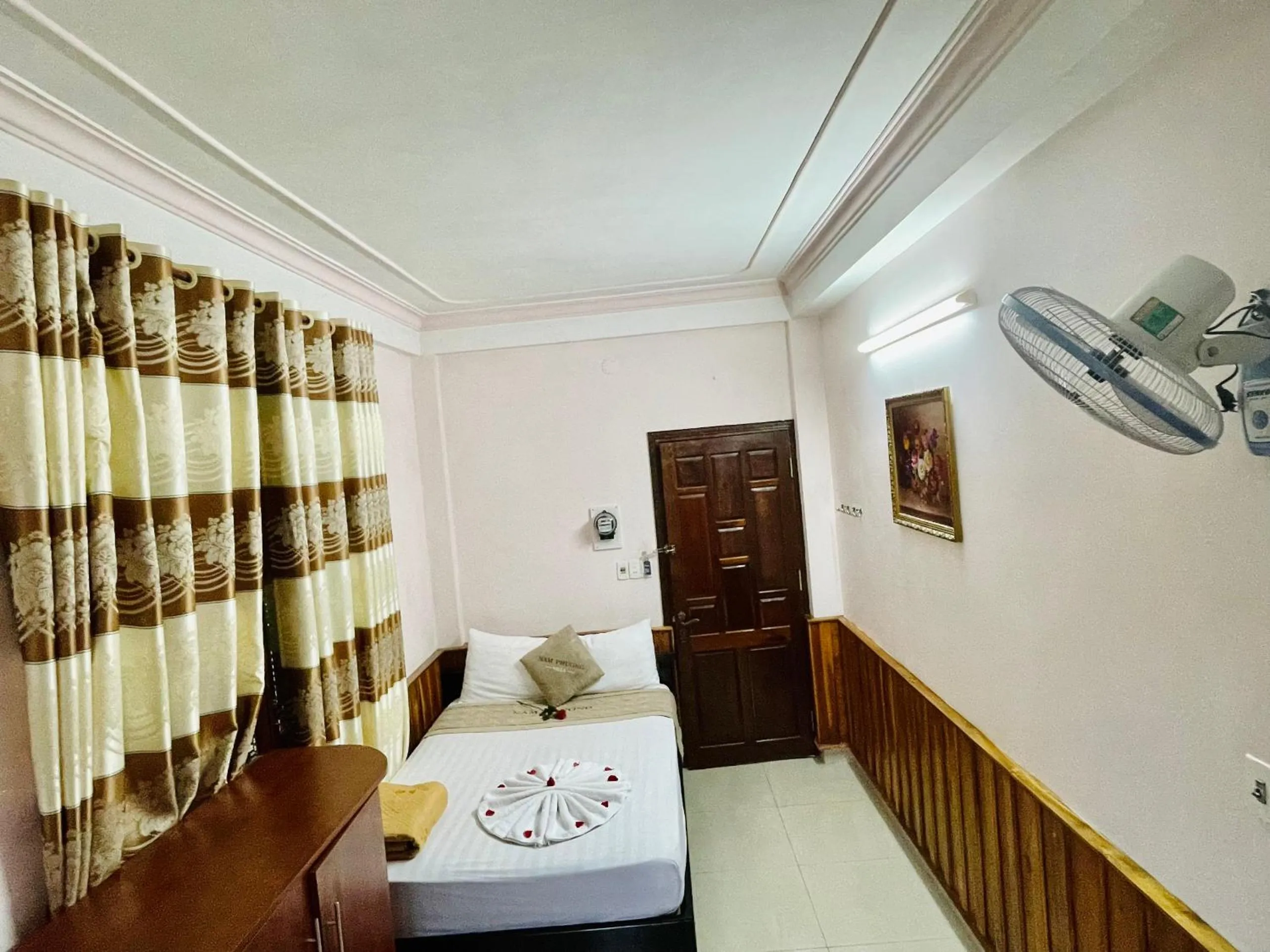 Bed in Nam Phương Riverside Villa