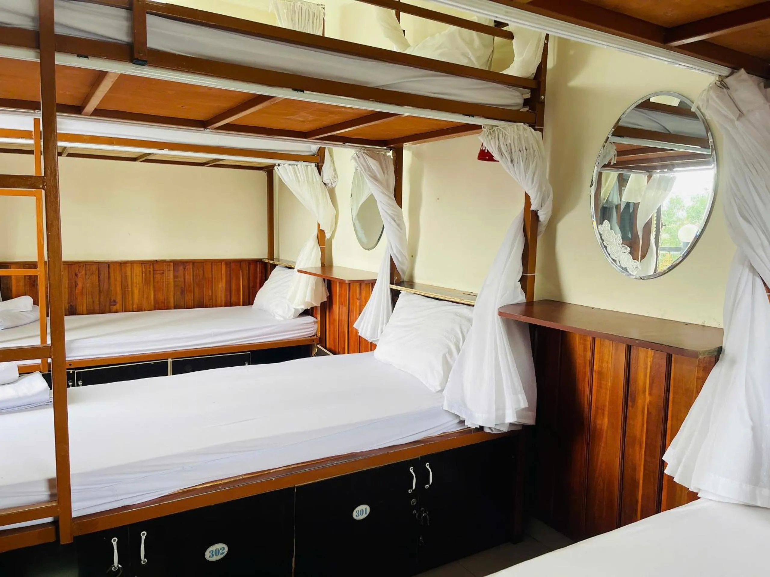 Bed in Nam Phương Riverside Villa