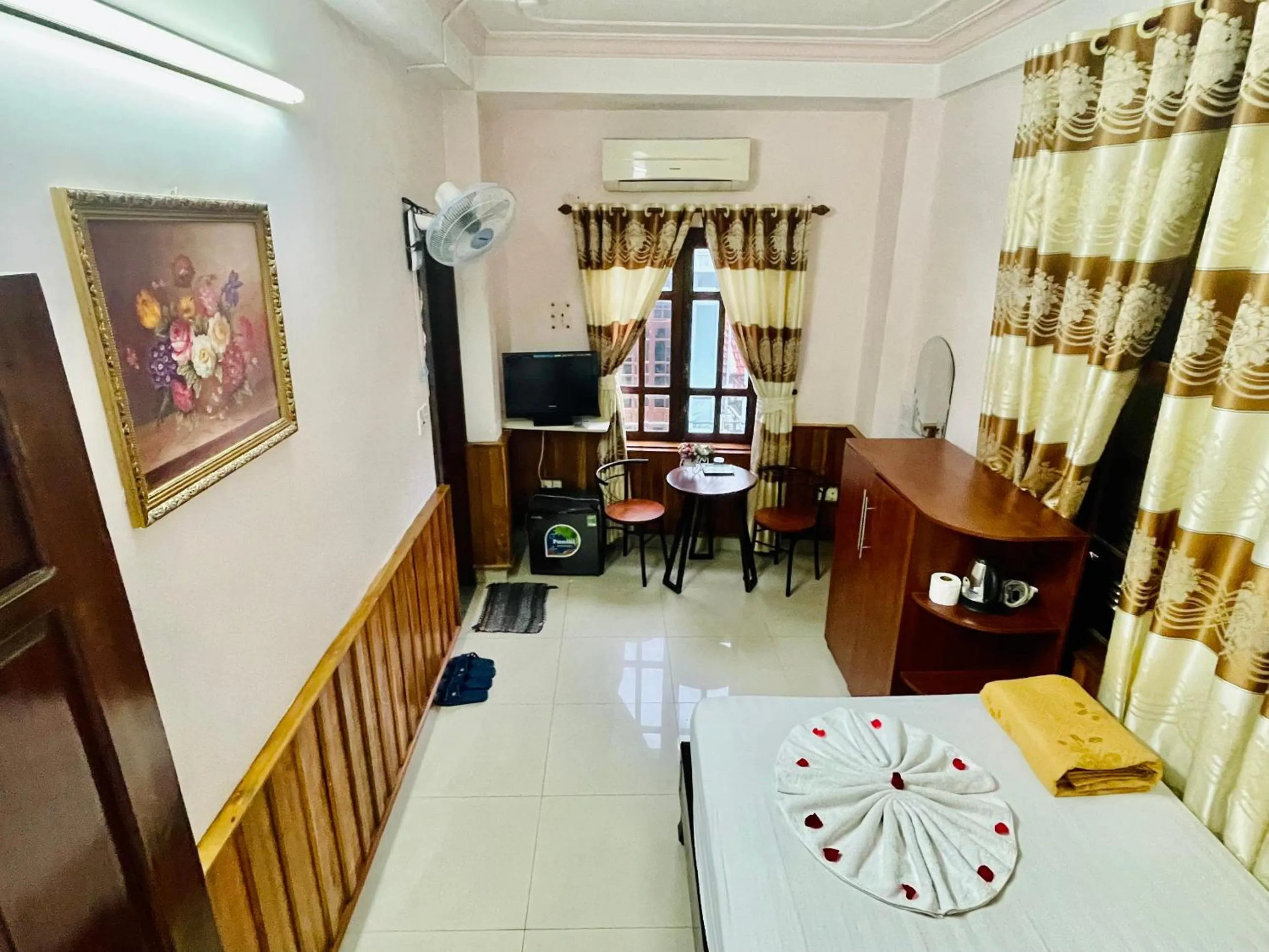 Bed in Nam Phương Riverside Villa