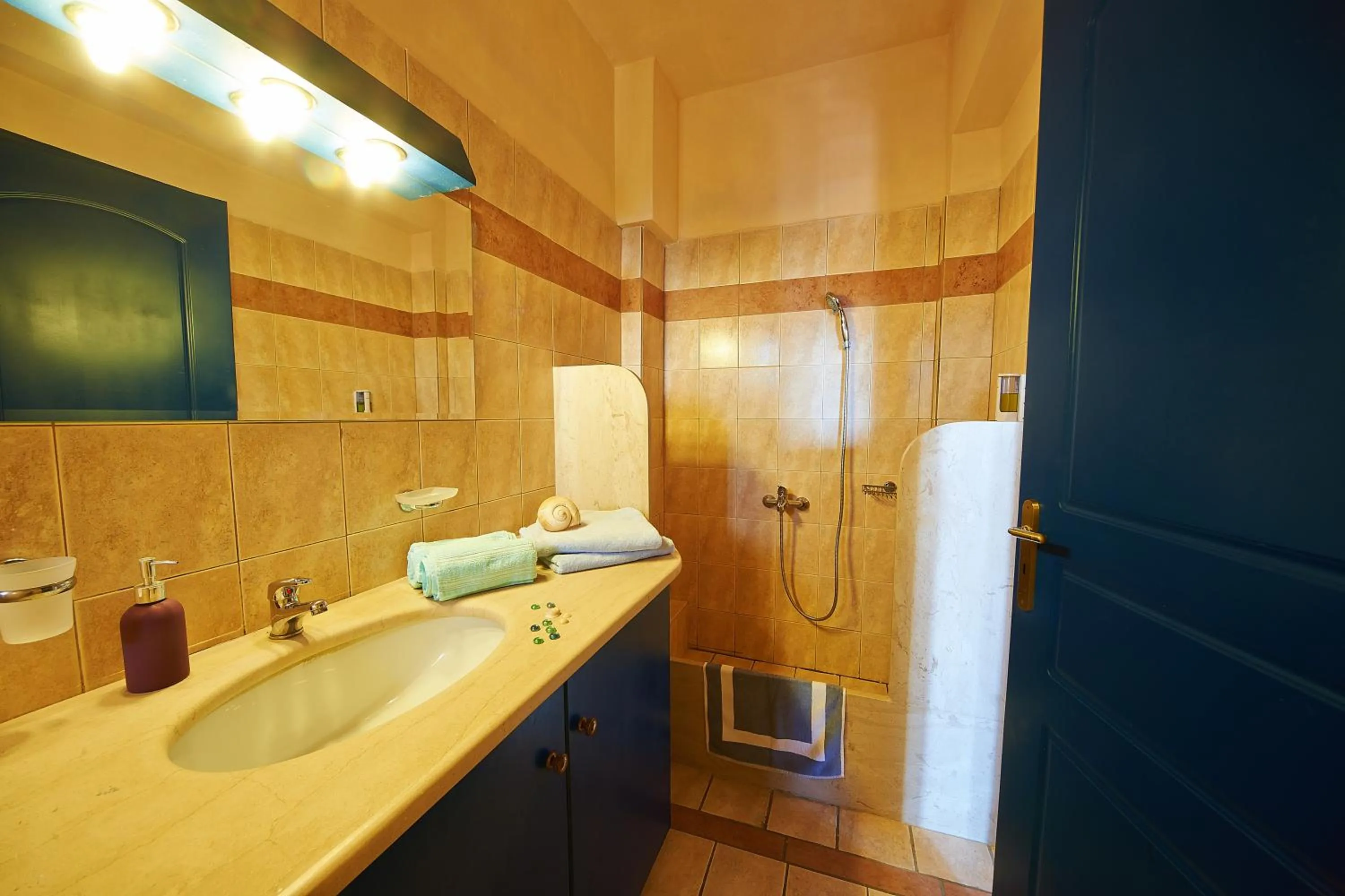 Bathroom in Villas Cavo Marathia