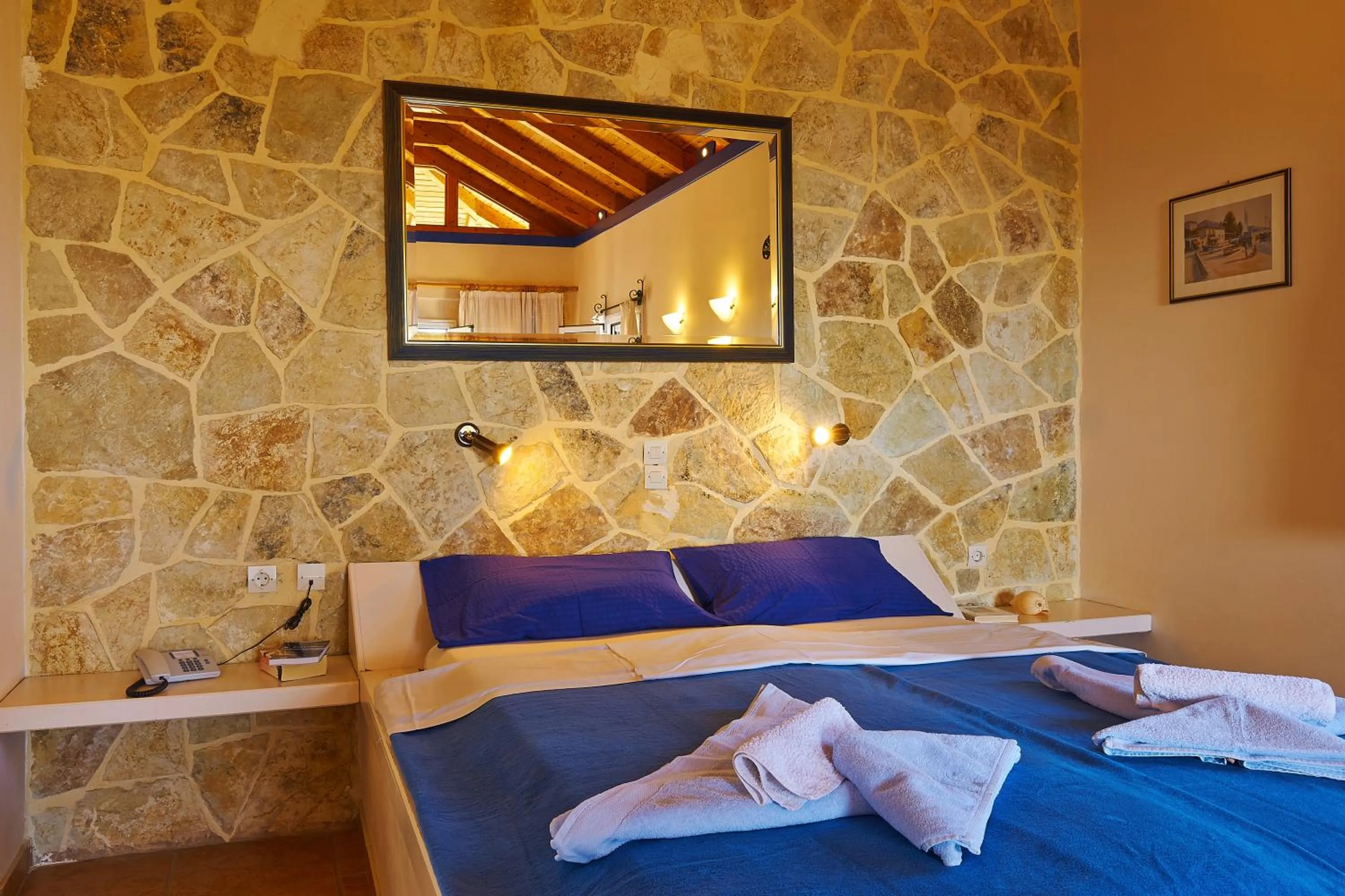 Bed in Villas Cavo Marathia
