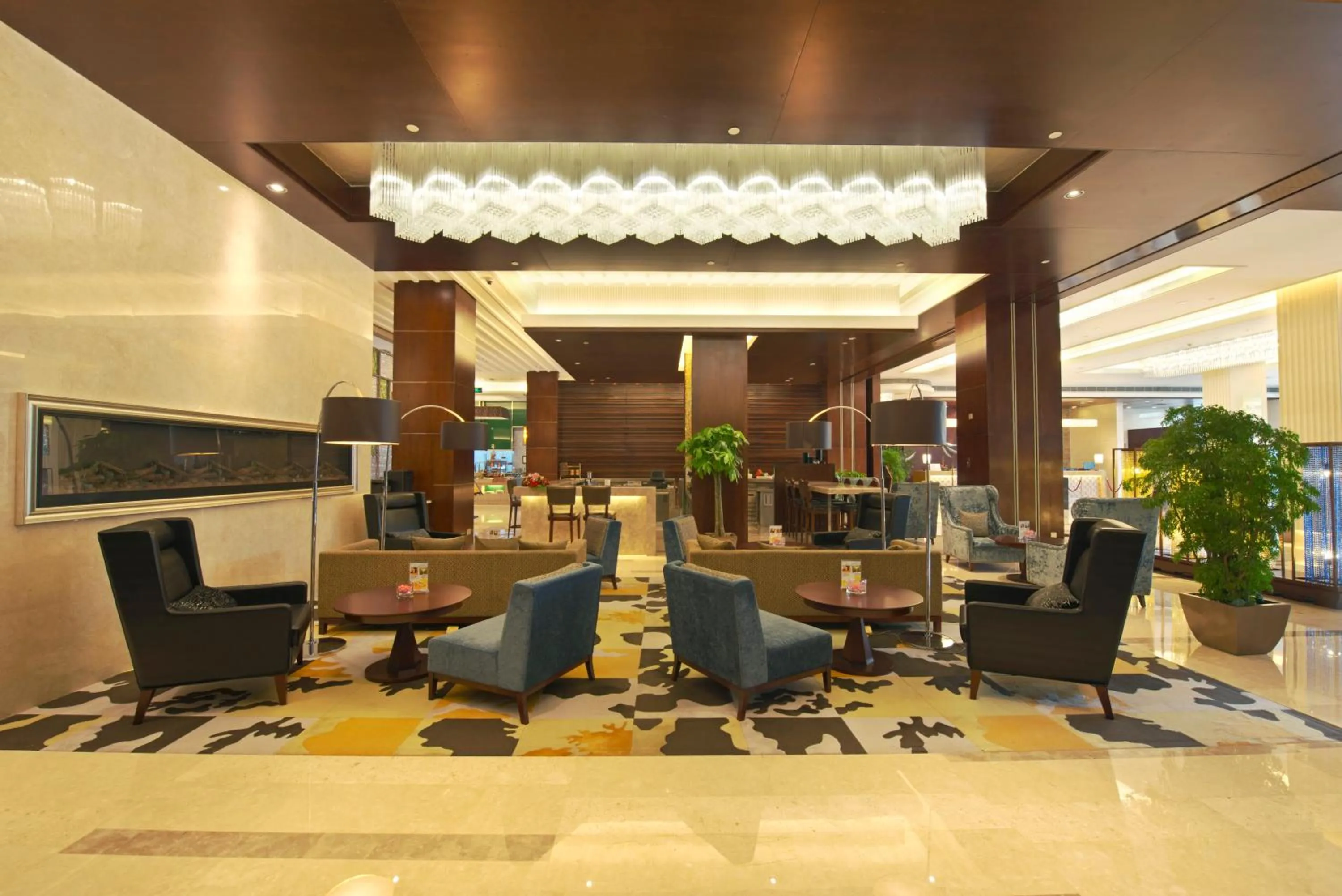 Lobby or reception, Restaurant/Places to Eat in Holiday Inn Beijing Haidian, an IHG Hotel