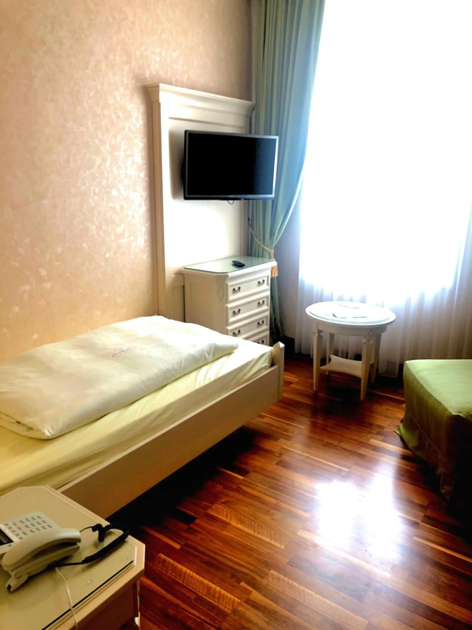 Photo of the whole room, Bed in Mokni's Palais Hotel & SPA