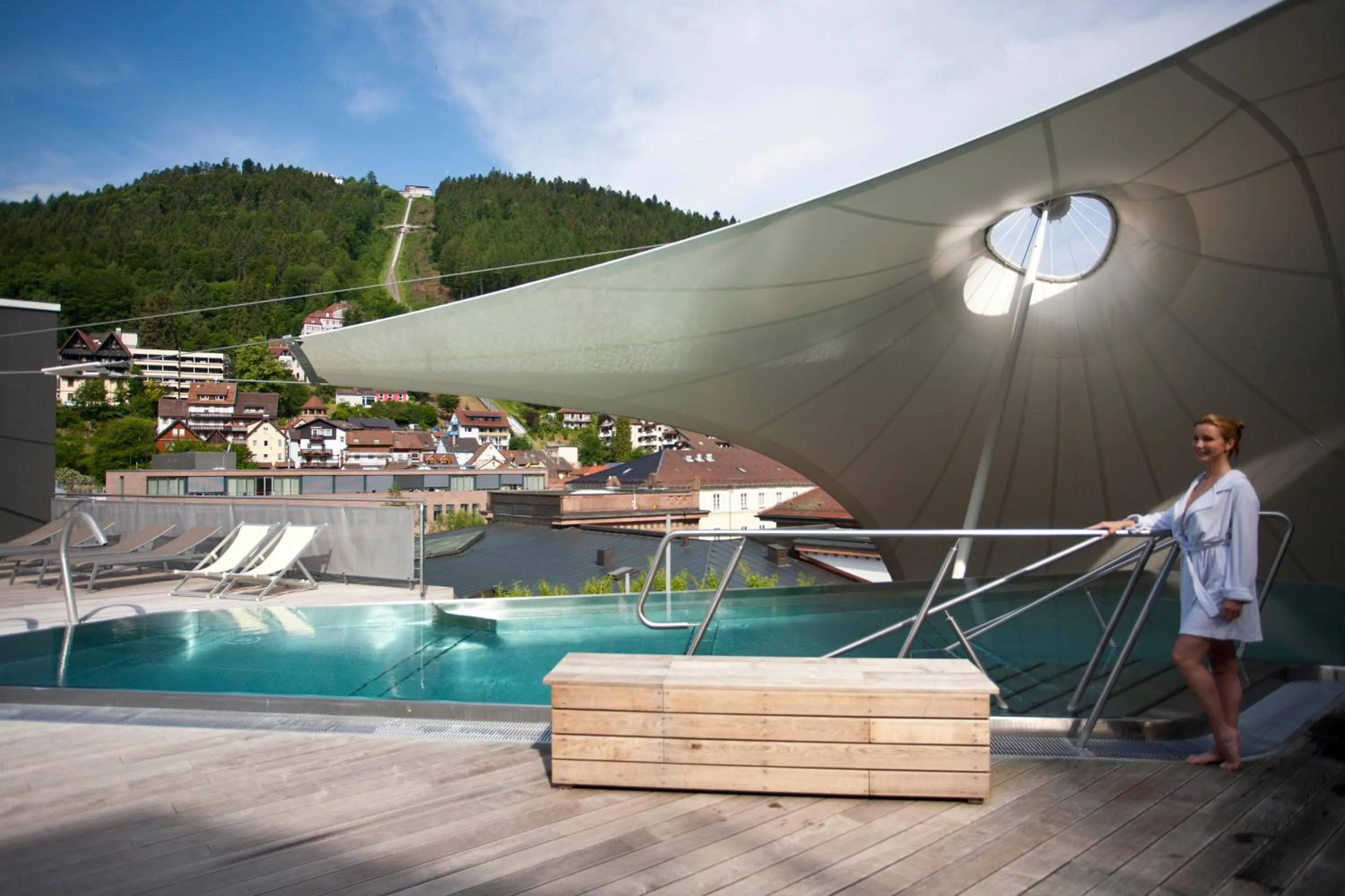 Swimming pool in Mokni's Palais Hotel & SPA