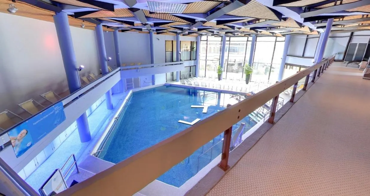 Swimming pool in Mokni's Palais Hotel & SPA