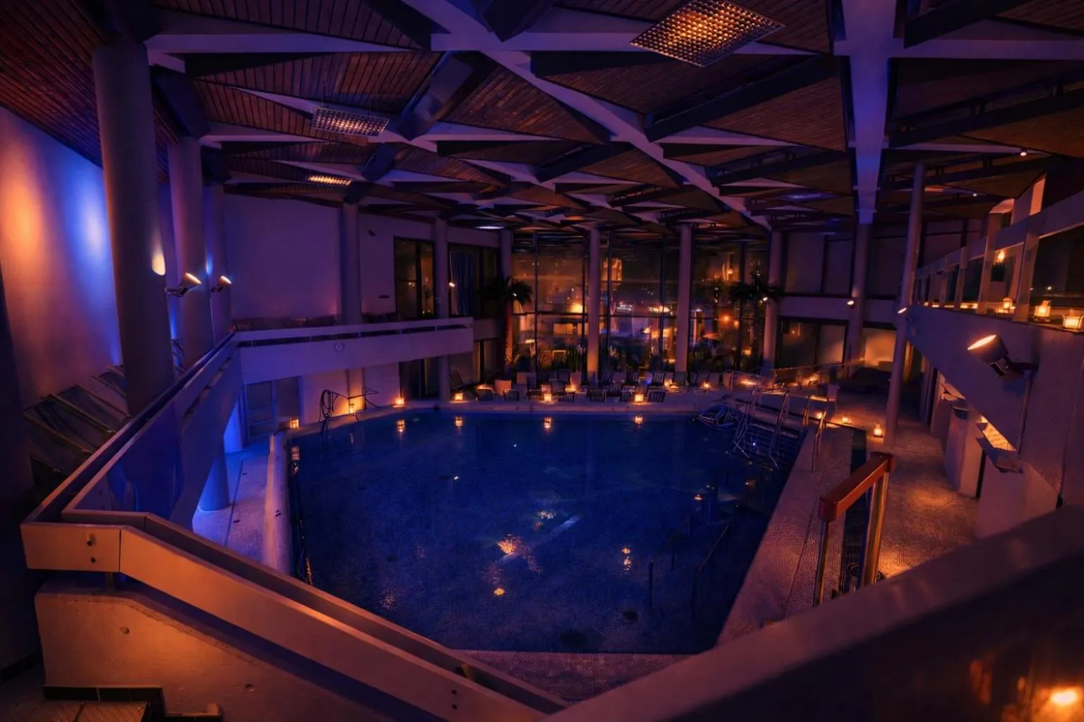 Swimming pool in Mokni's Palais Hotel & SPA