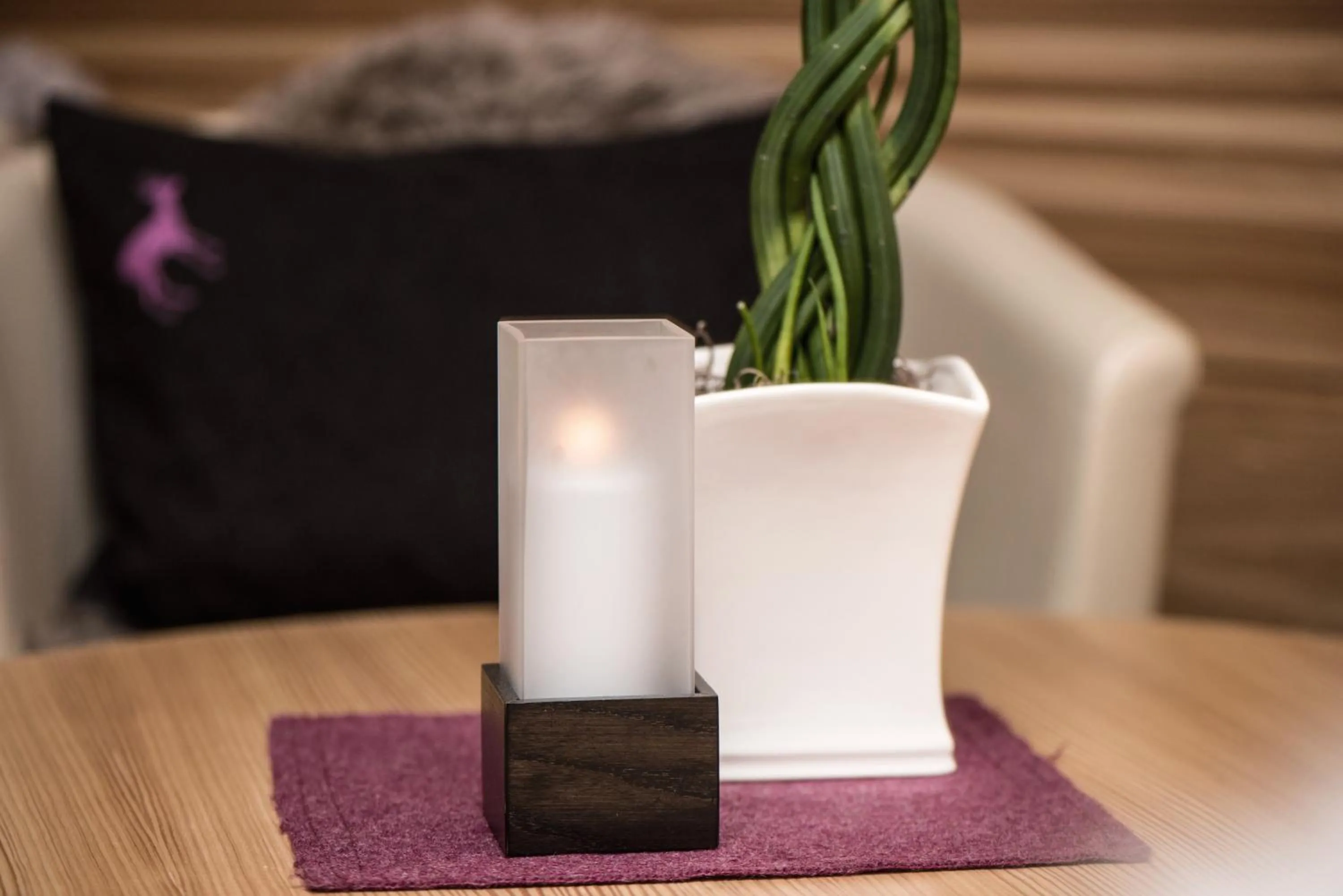 Decorative detail in Hotel Pinei