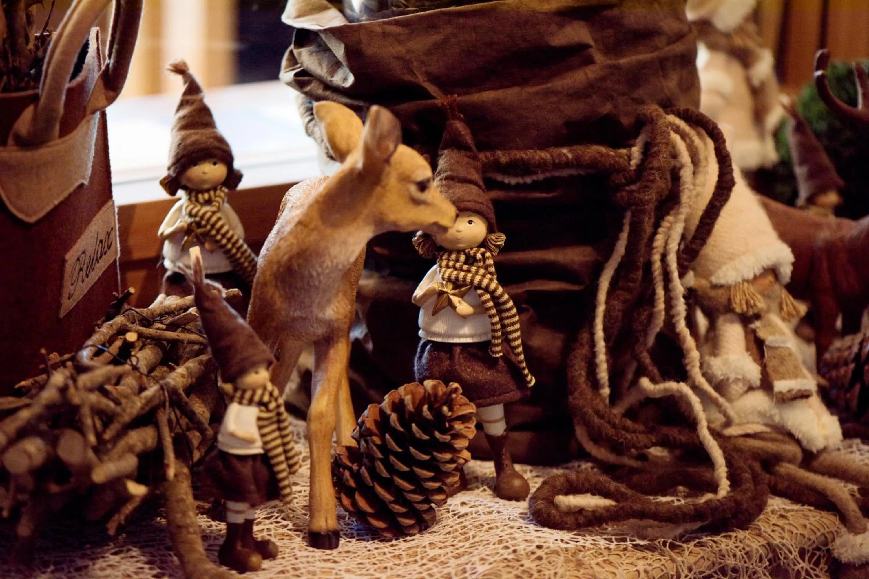 Decorative detail in Hotel Pinei