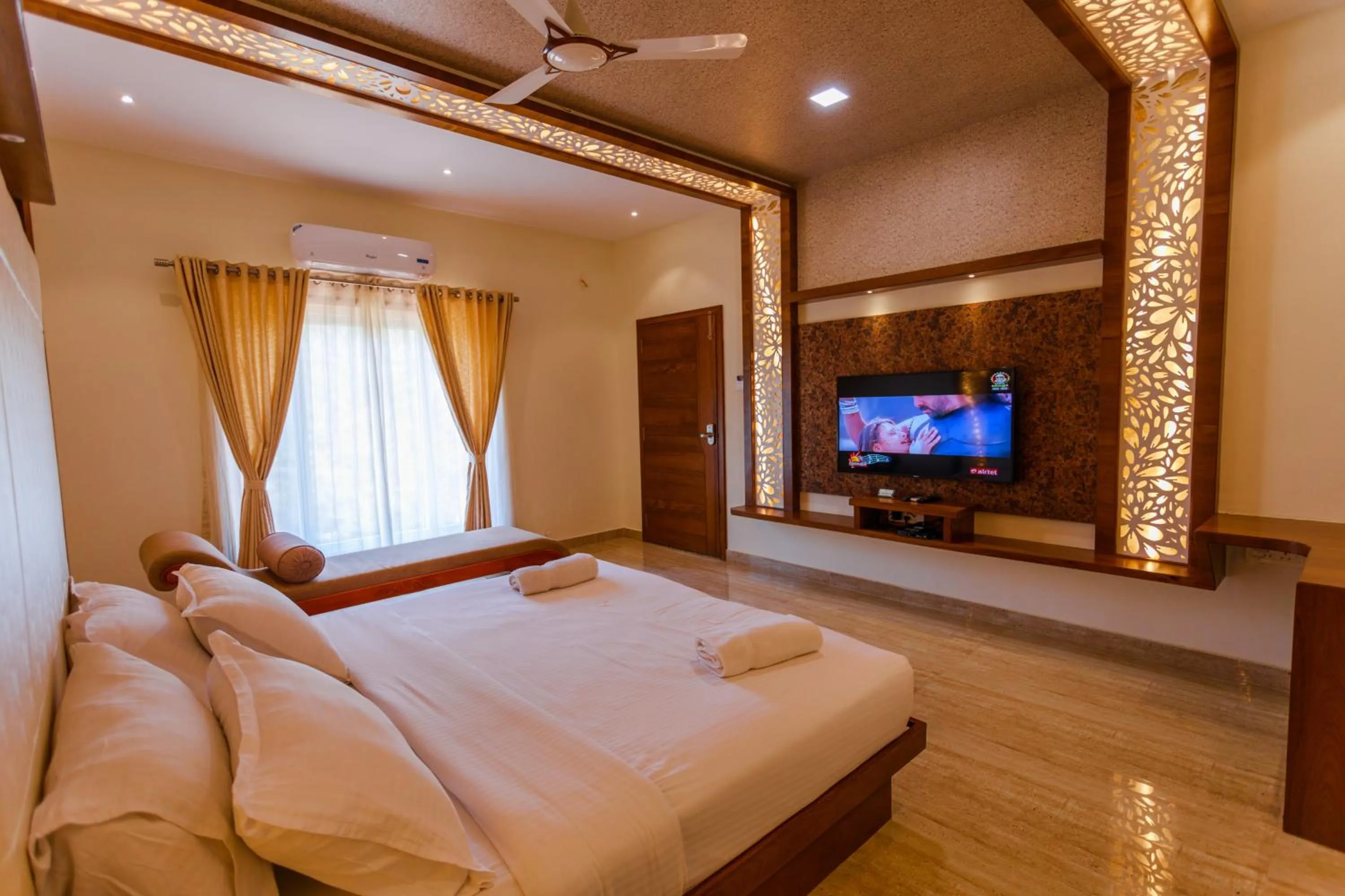 TV and multimedia, Bed in SR Jungle Resort