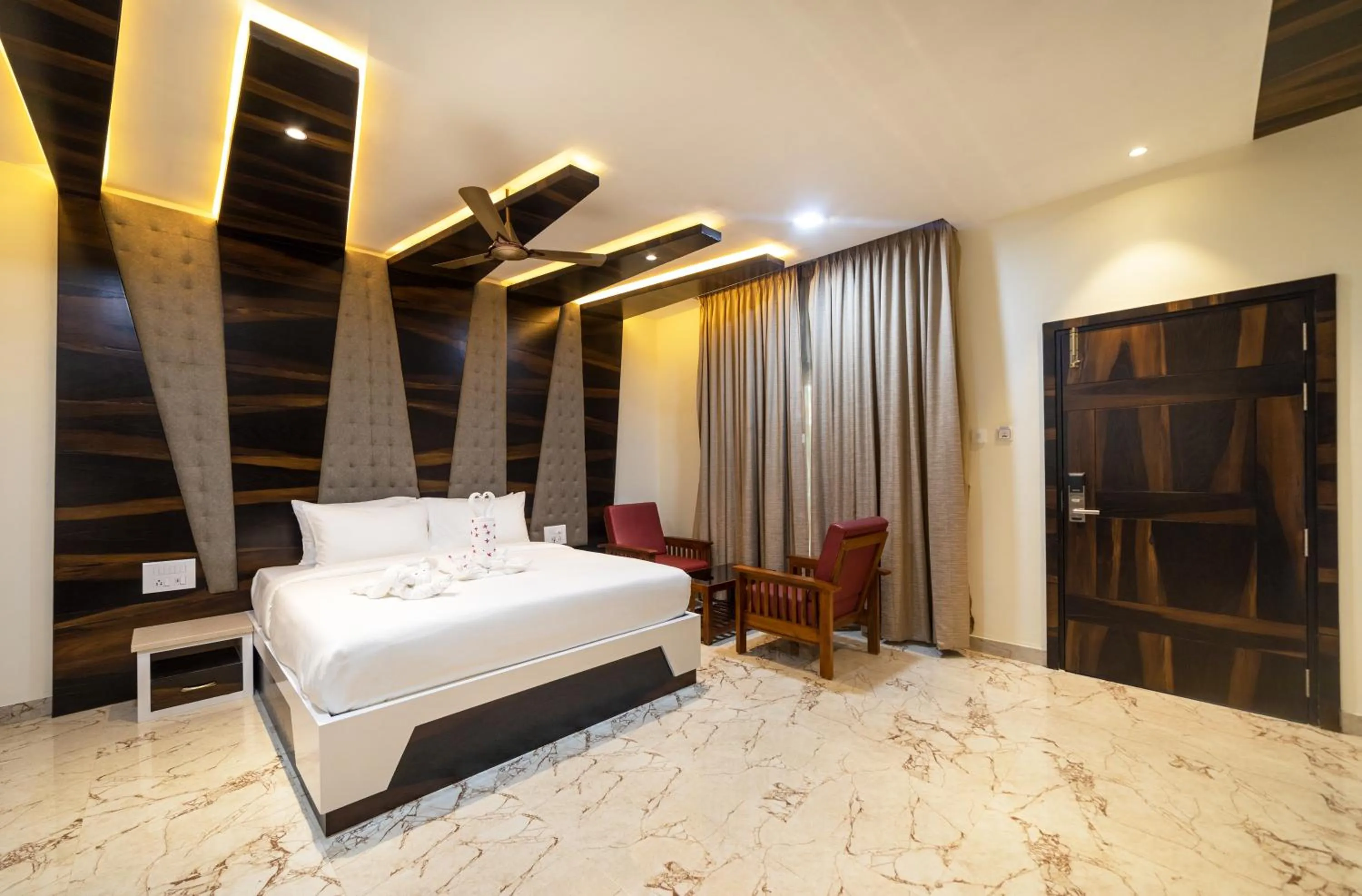 Bedroom, Bed in SR Jungle Resort