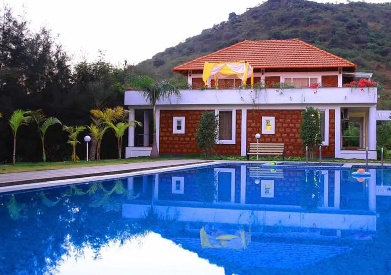 Property building in SR Jungle Resort