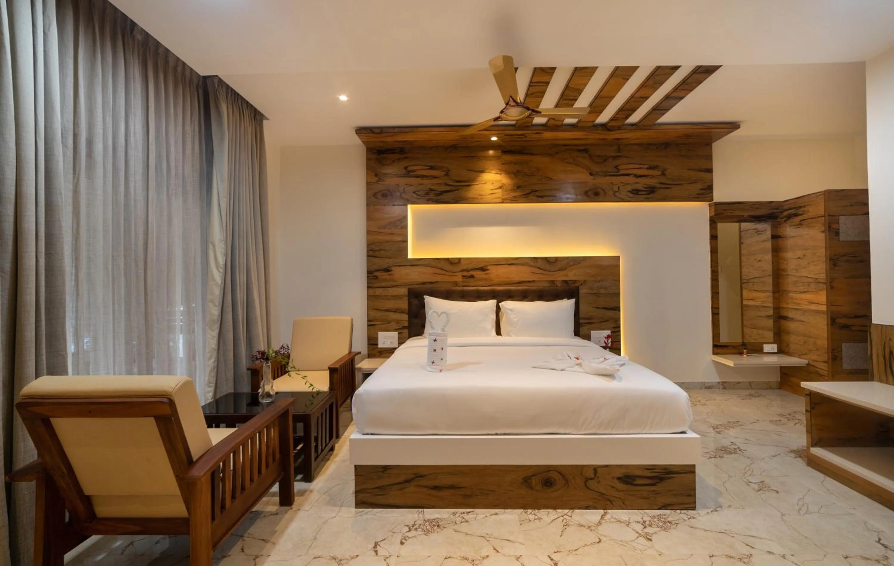 Bedroom, Bed in SR Jungle Resort