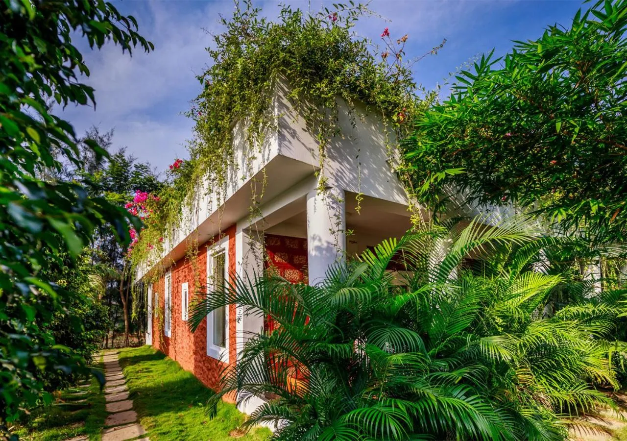 Facade/entrance in SR Jungle Resort