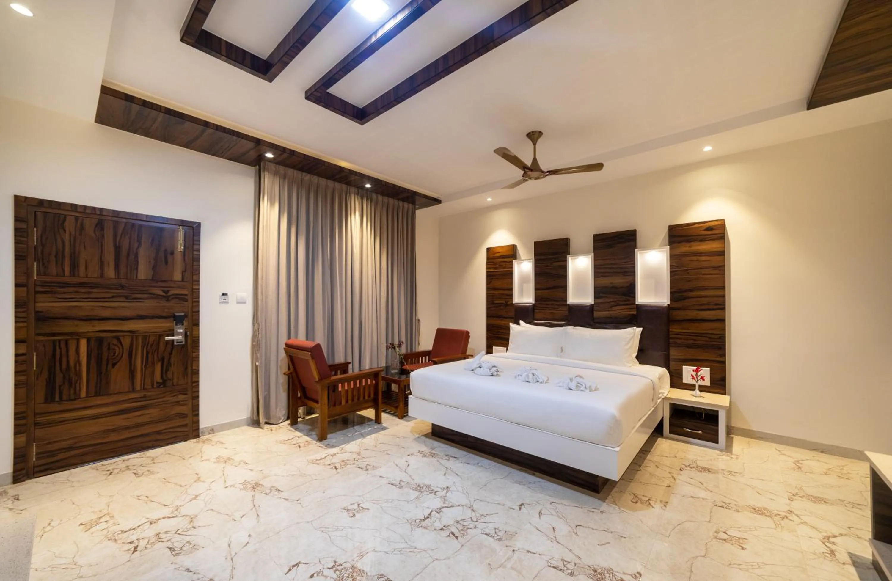 Bedroom, Bed in SR Jungle Resort