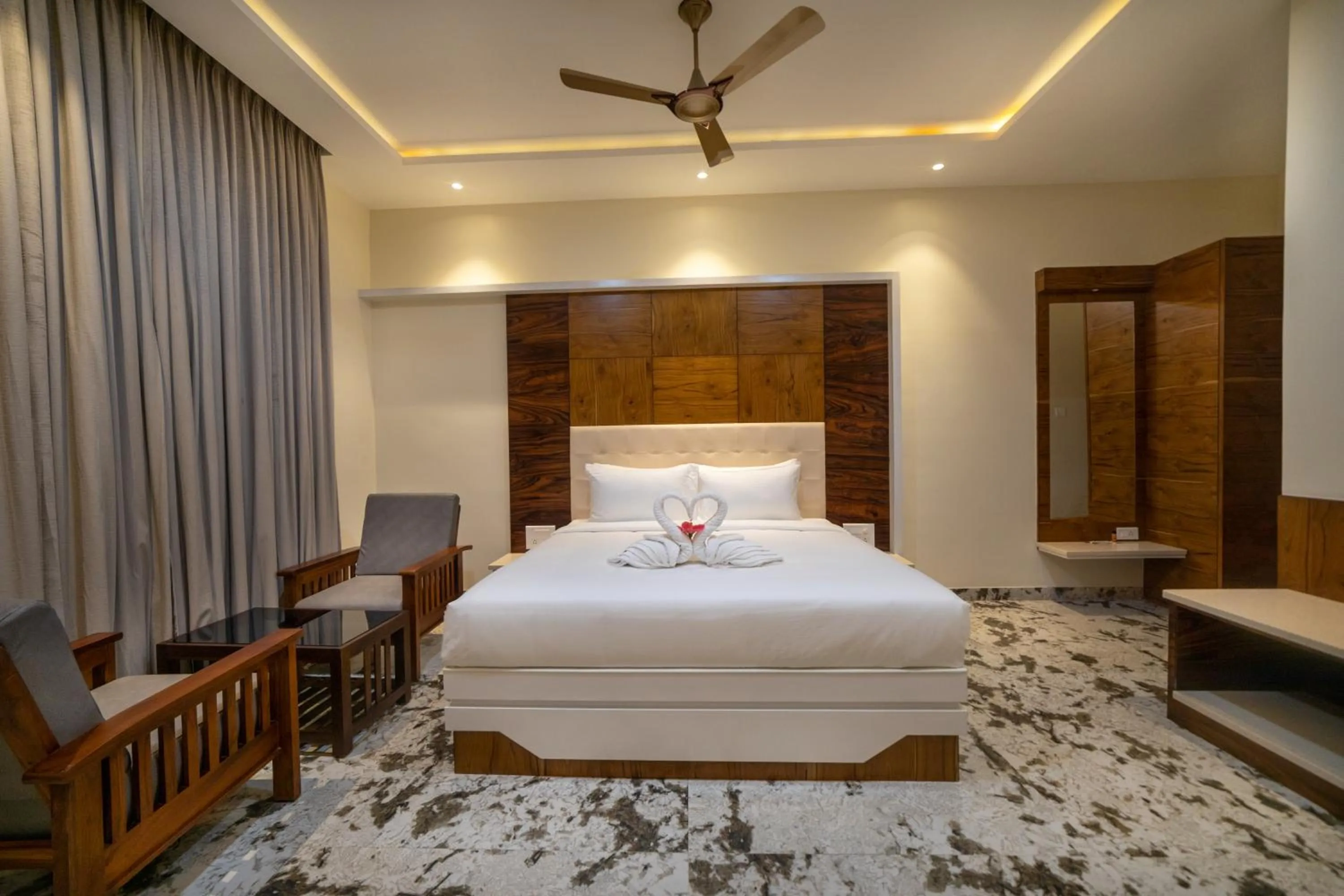 Bed in SR Jungle Resort