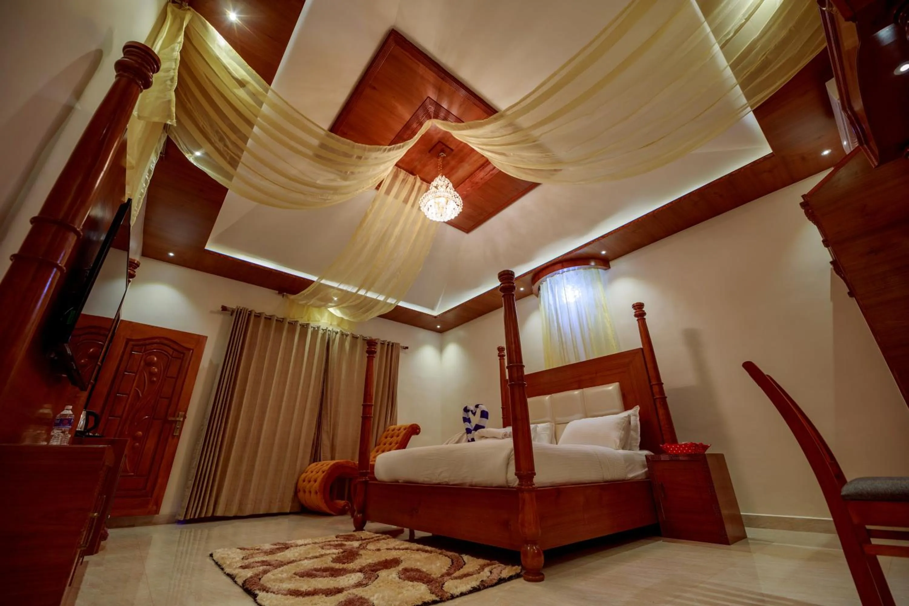Photo of the whole room, Bed in SR Jungle Resort