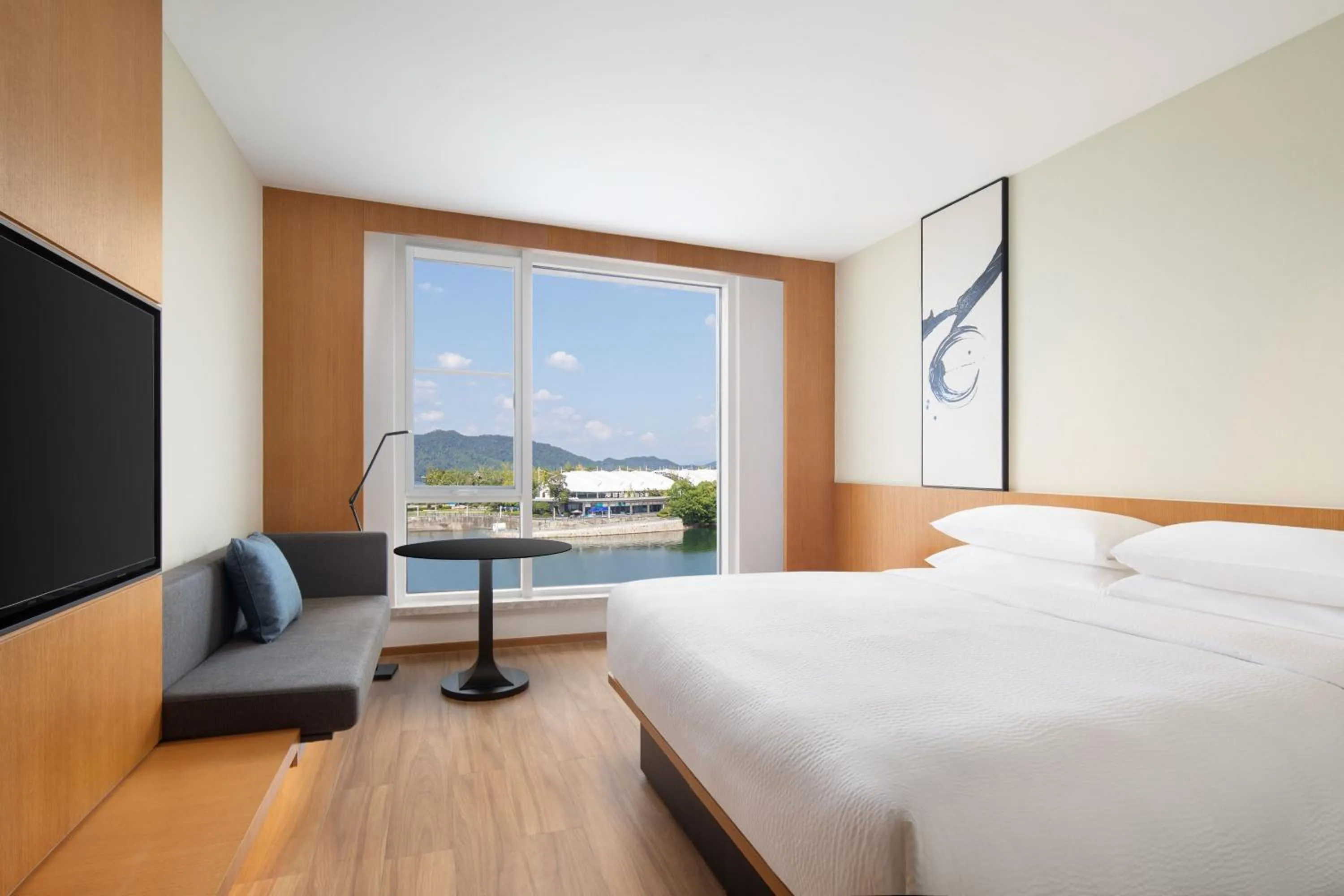 Photo of the whole room, Bed in Fairfield by Marriott Hangzhou Qiandao Lake