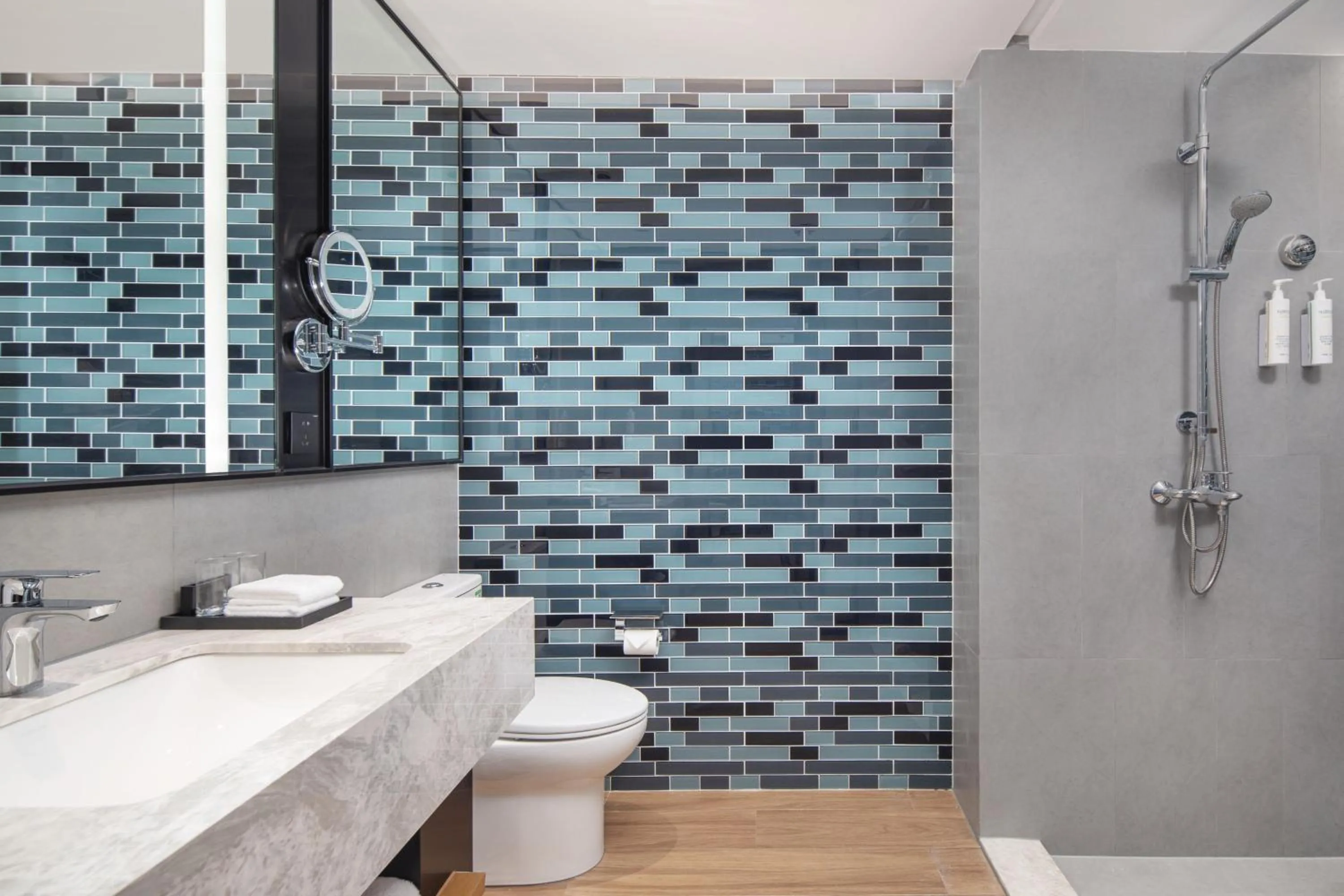 Bathroom in Fairfield by Marriott Hangzhou Qiandao Lake