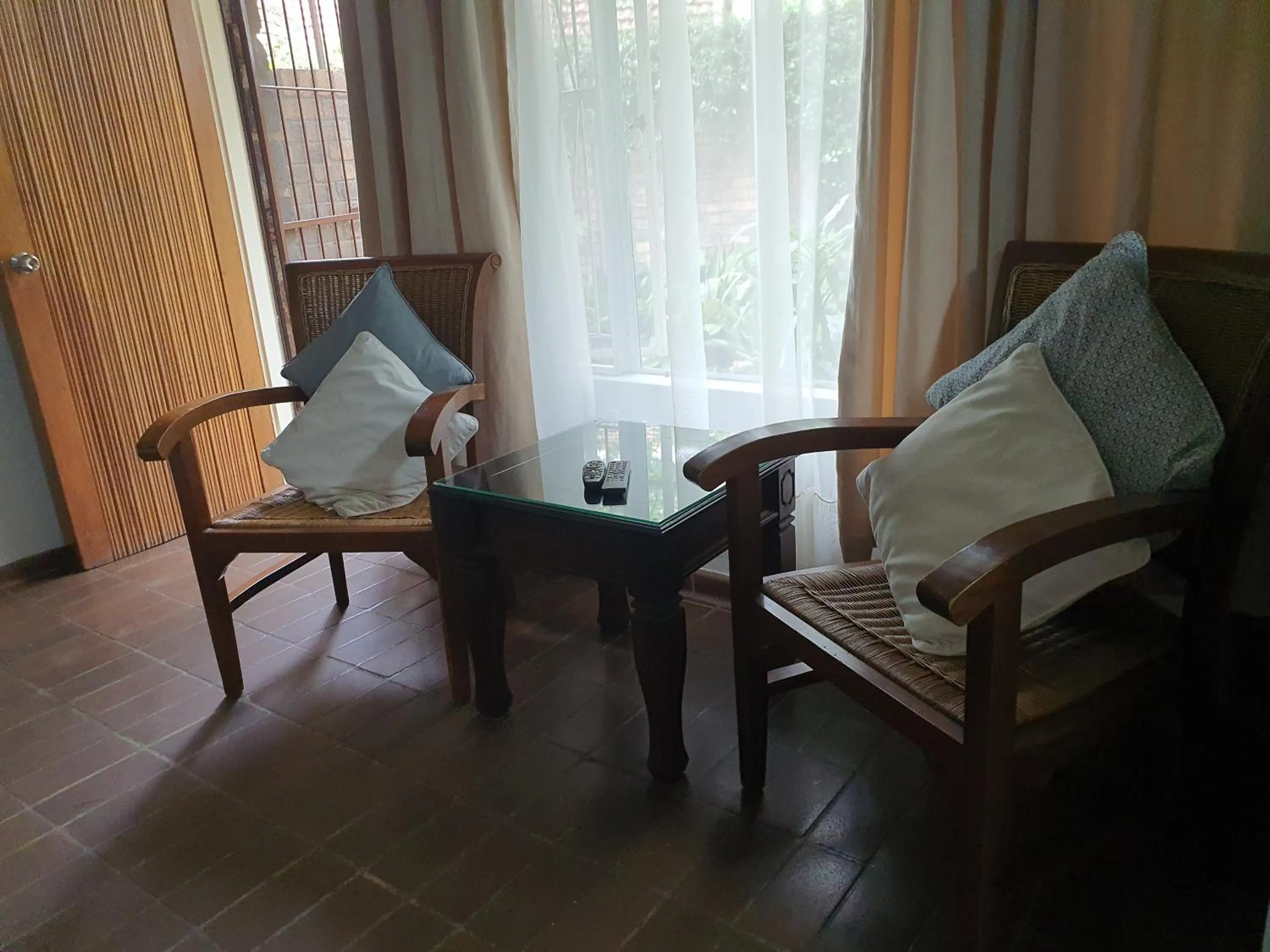 Seating area in Selati 103 Guest Cottages