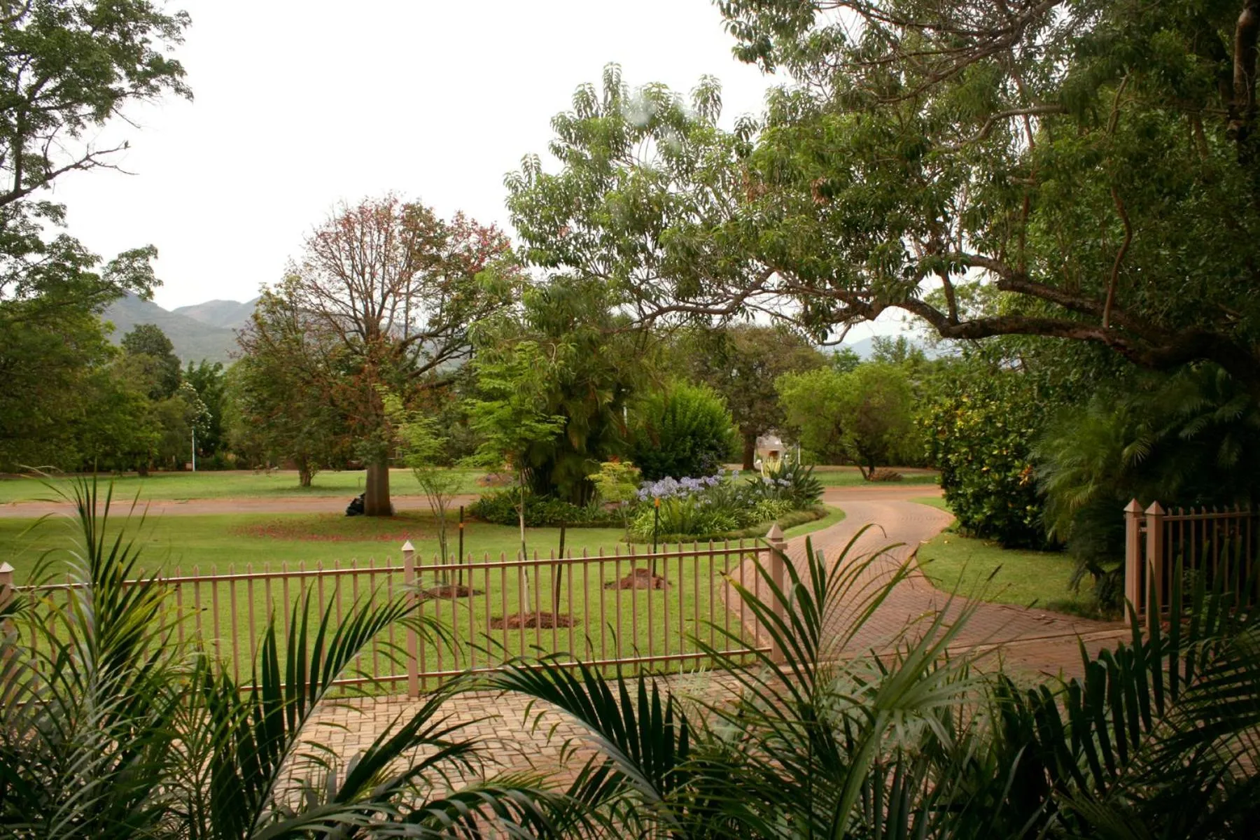 Garden in Selati 103 Guest Cottages