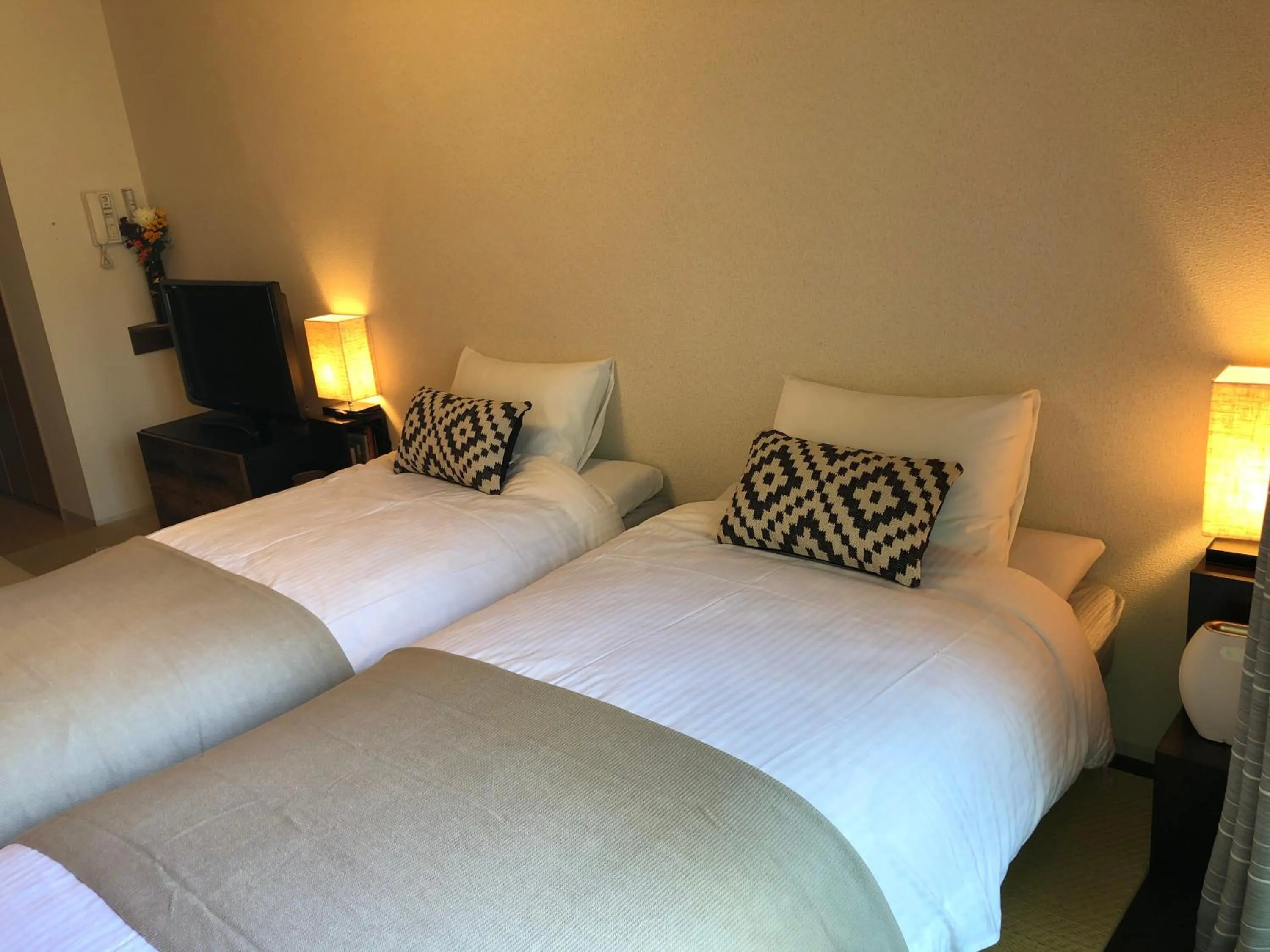 Bed in Viale Jurakumawari