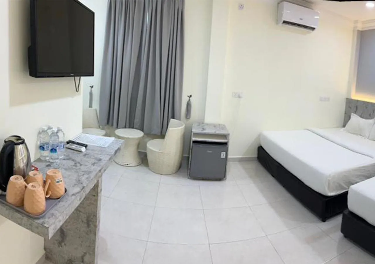 TV and multimedia, Bed in D'Lima Beach Inn