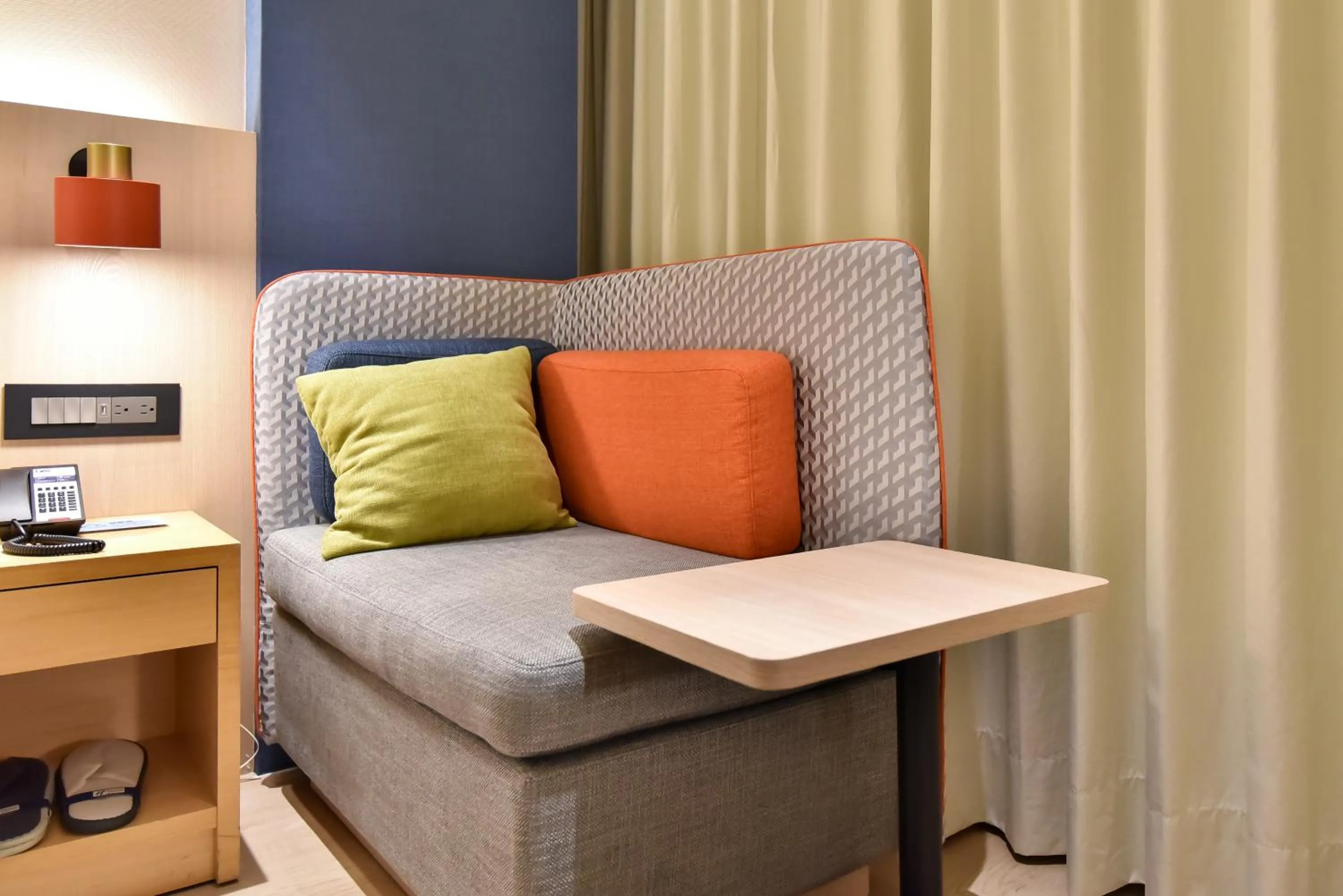 Holiday Inn Express Taipei Train Station by IHG