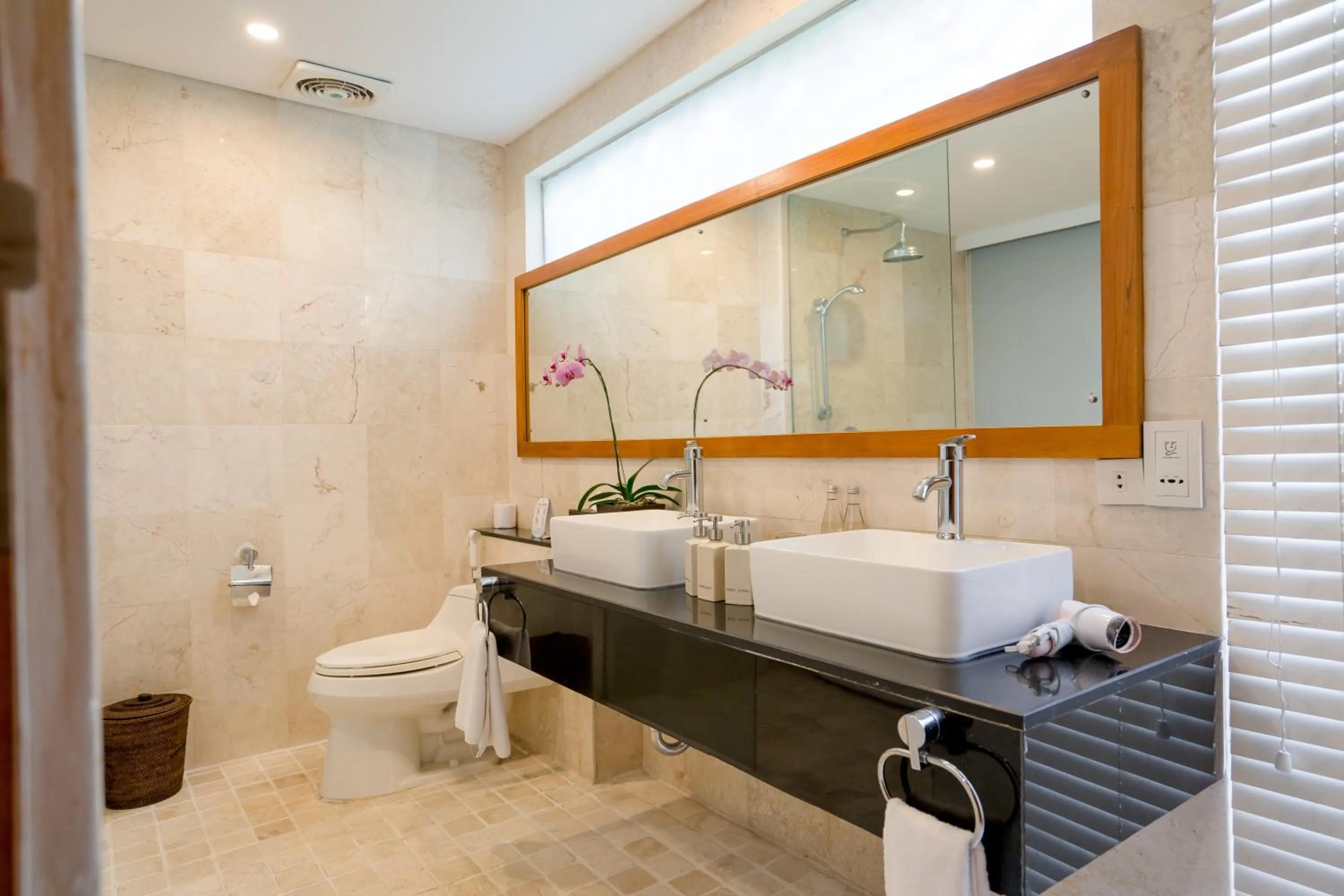 Bathroom in Villa Kayu Raja