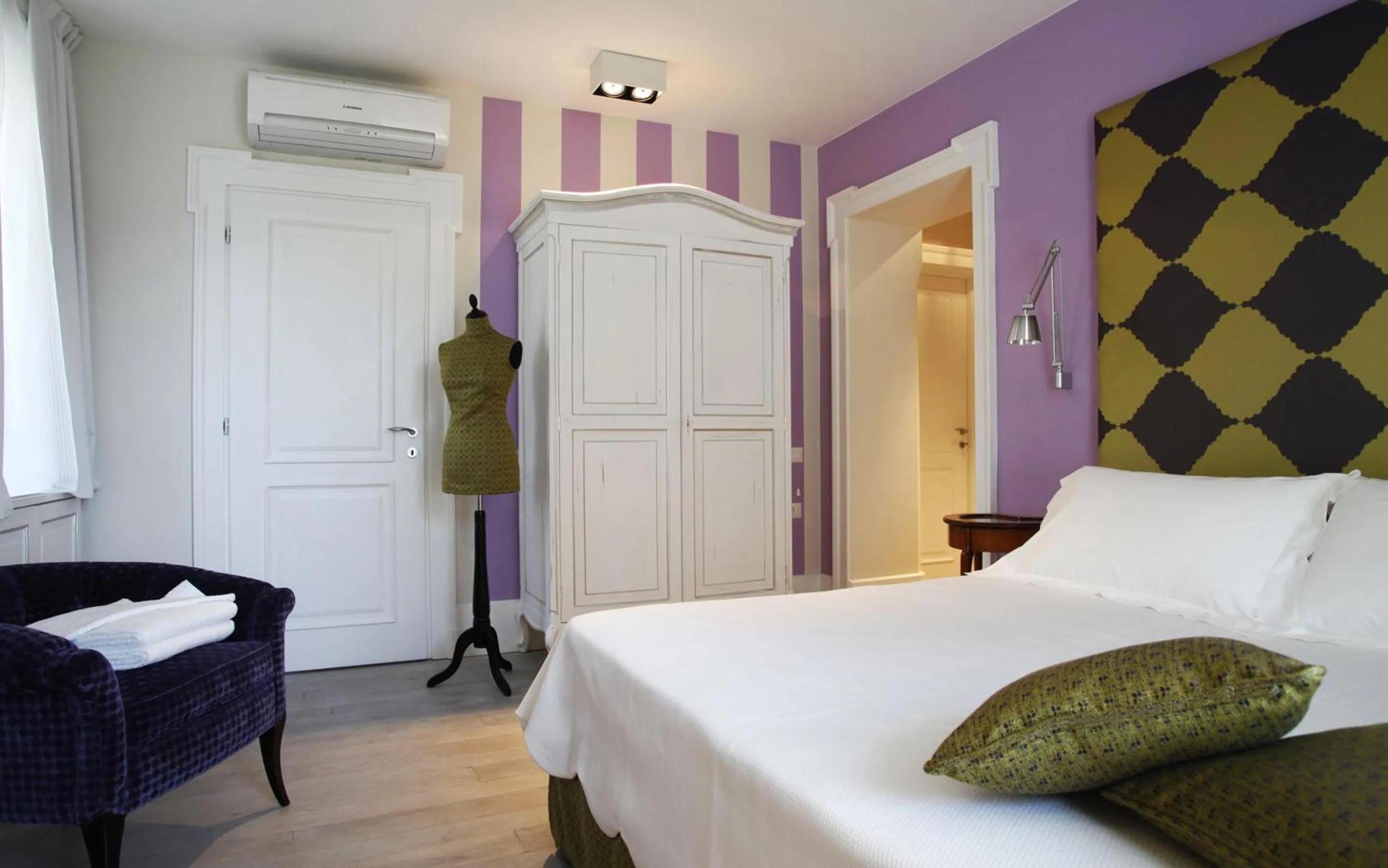 Photo of the whole room, Bed in Hotel Arancioamaro