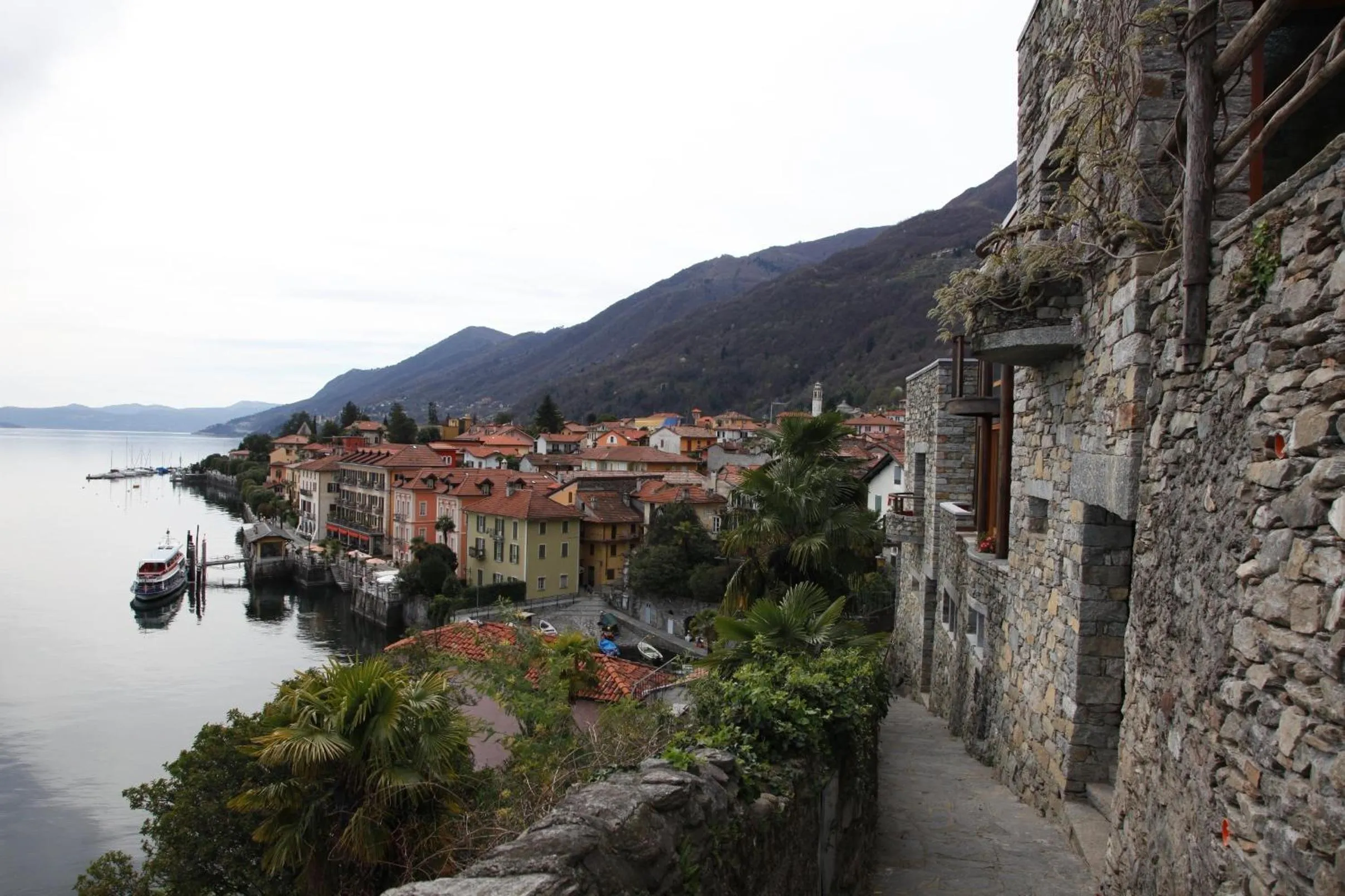 Neighbourhood in Hotel Arancioamaro