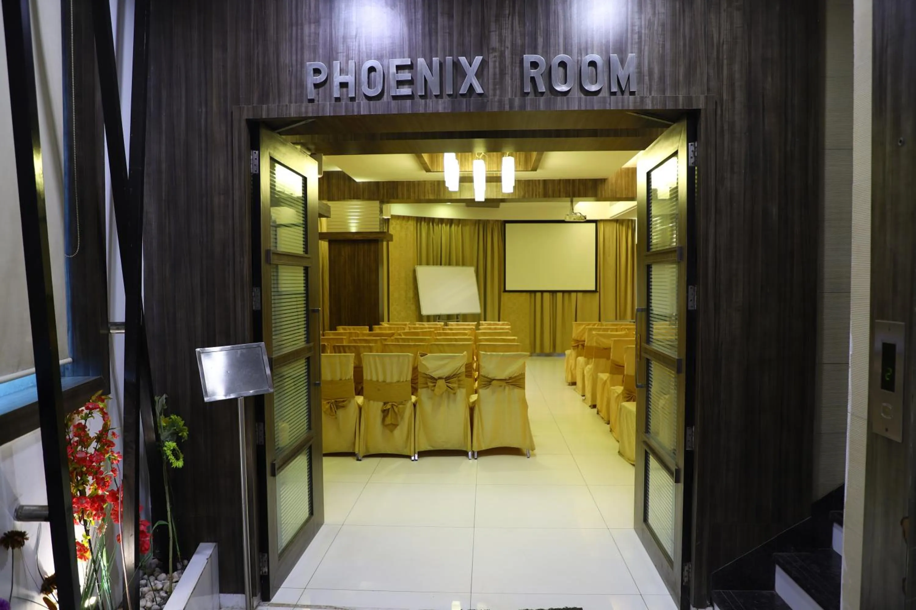 Banquet/Function facilities in Hotel Alka Residency