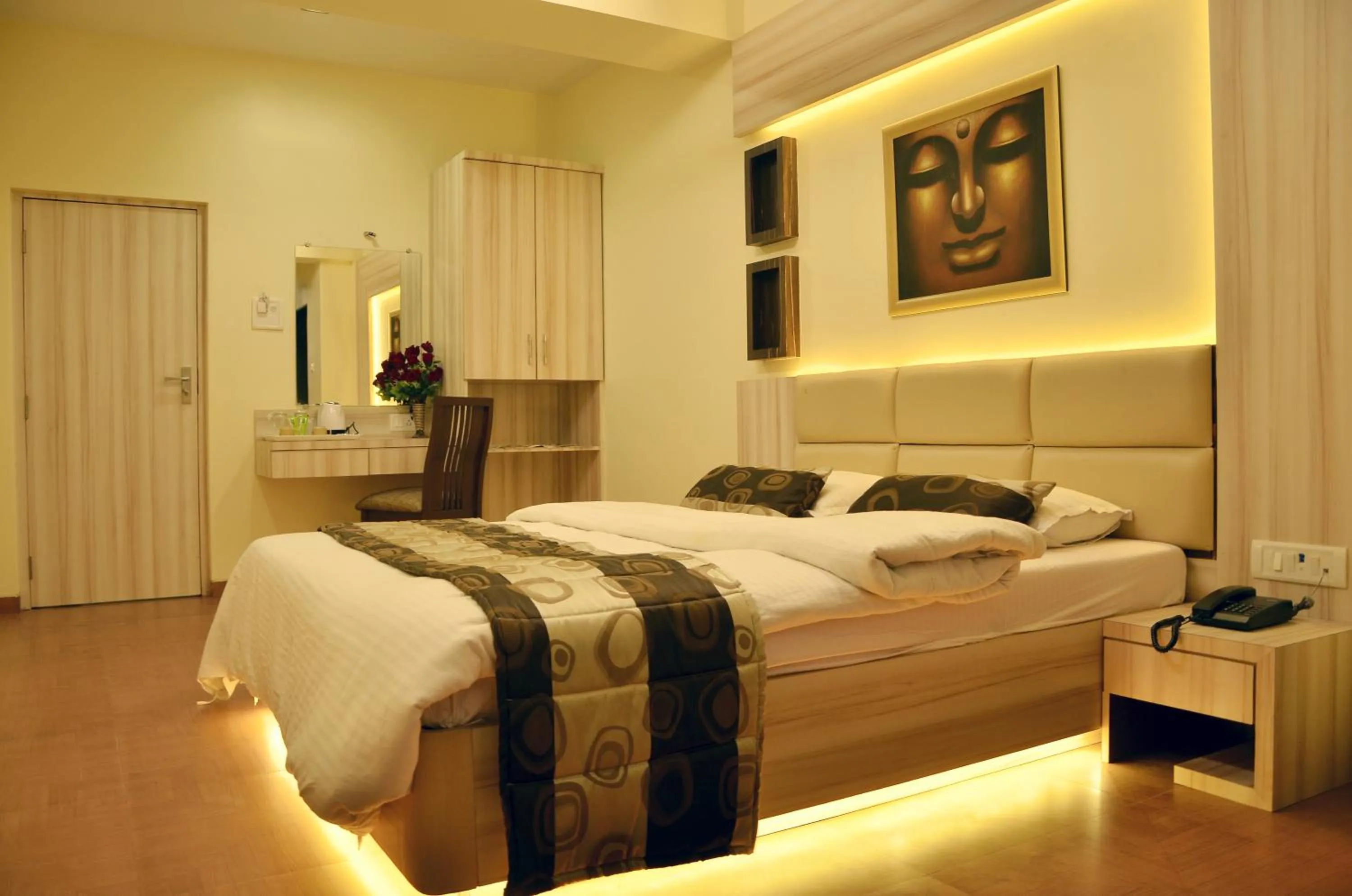 Photo of the whole room, Bed in Hotel Alka Residency