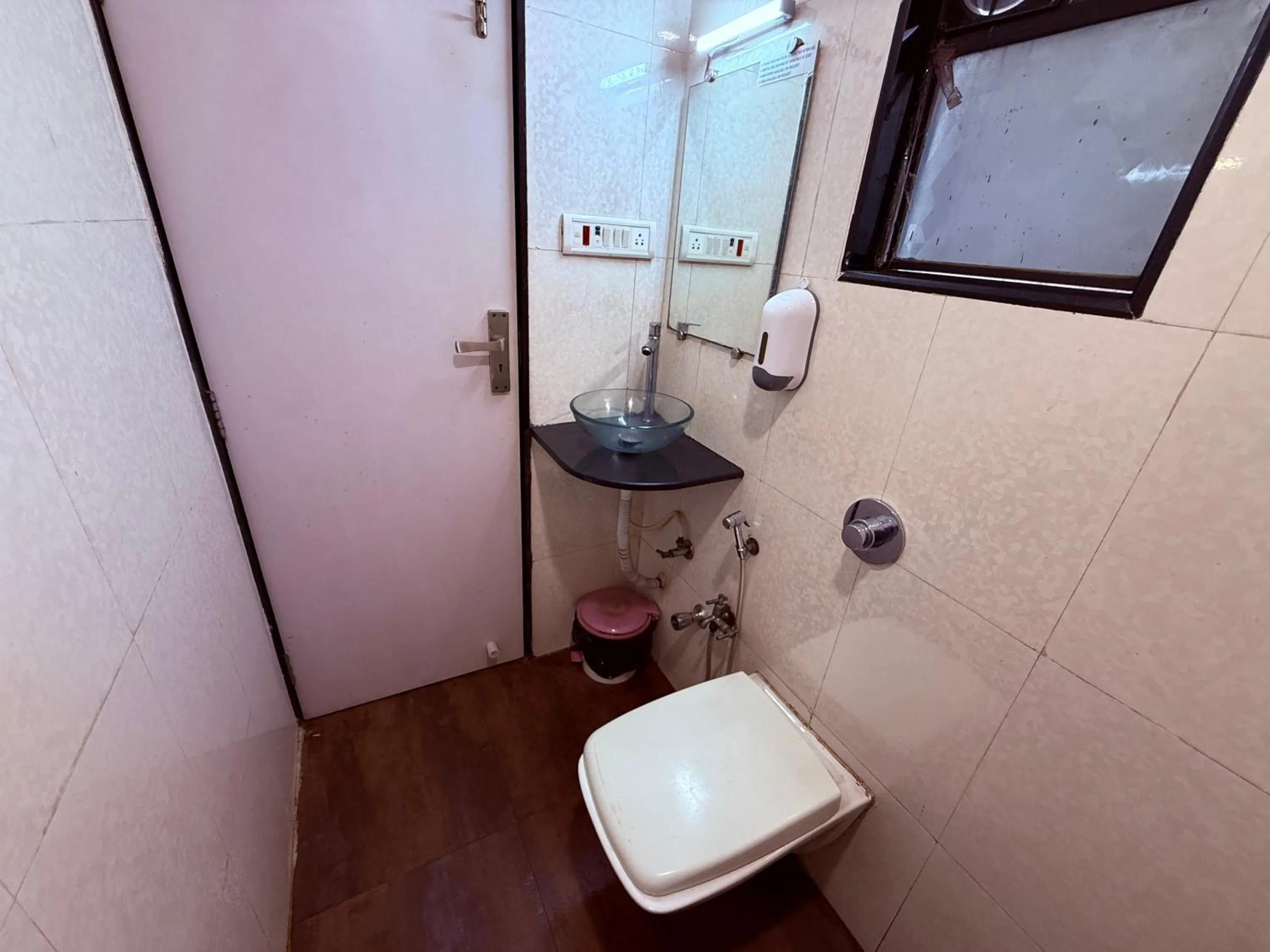 Toilet in Hotel Alka Residency